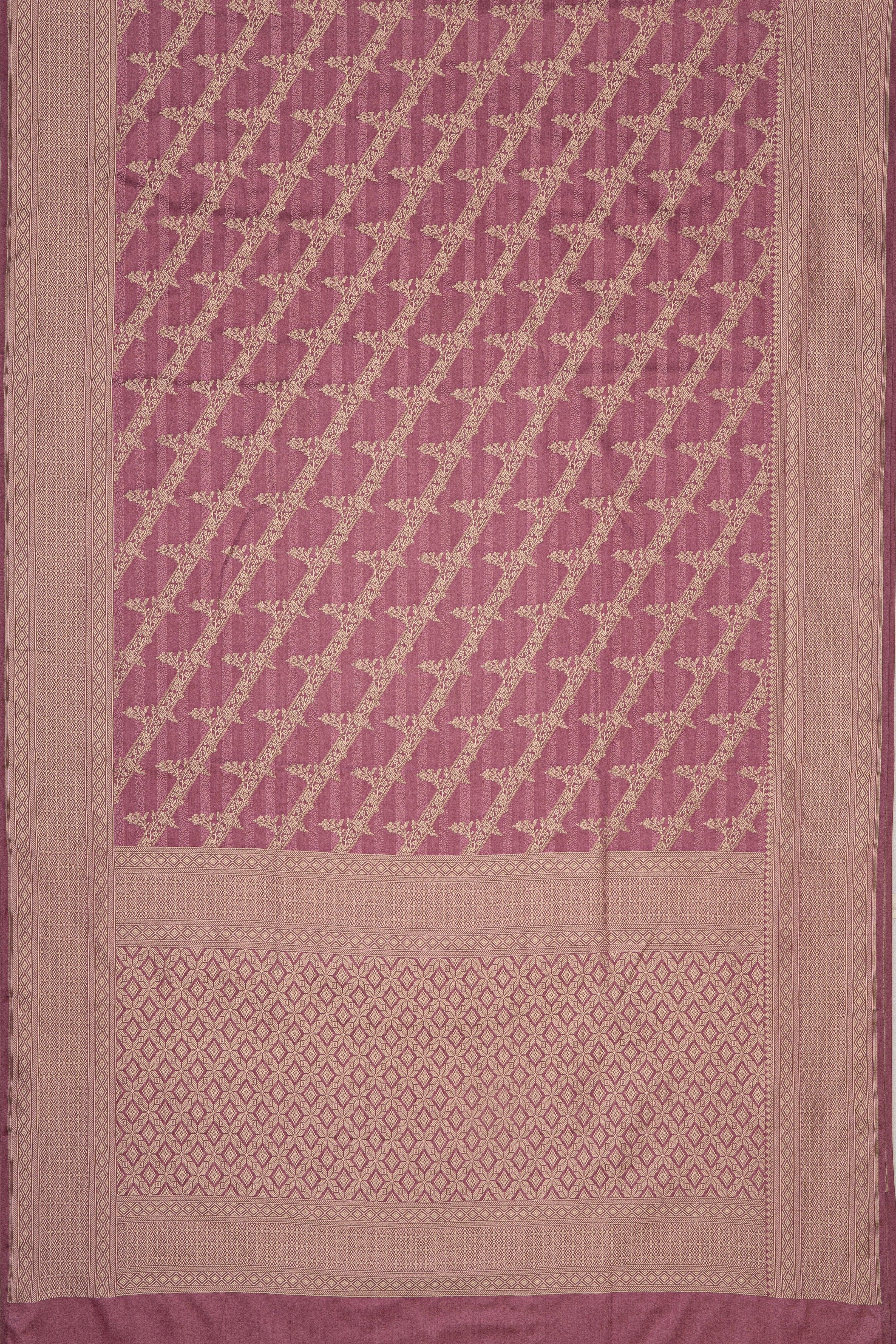 Purple Soft Silk Saree with Tanchoi Threadwork