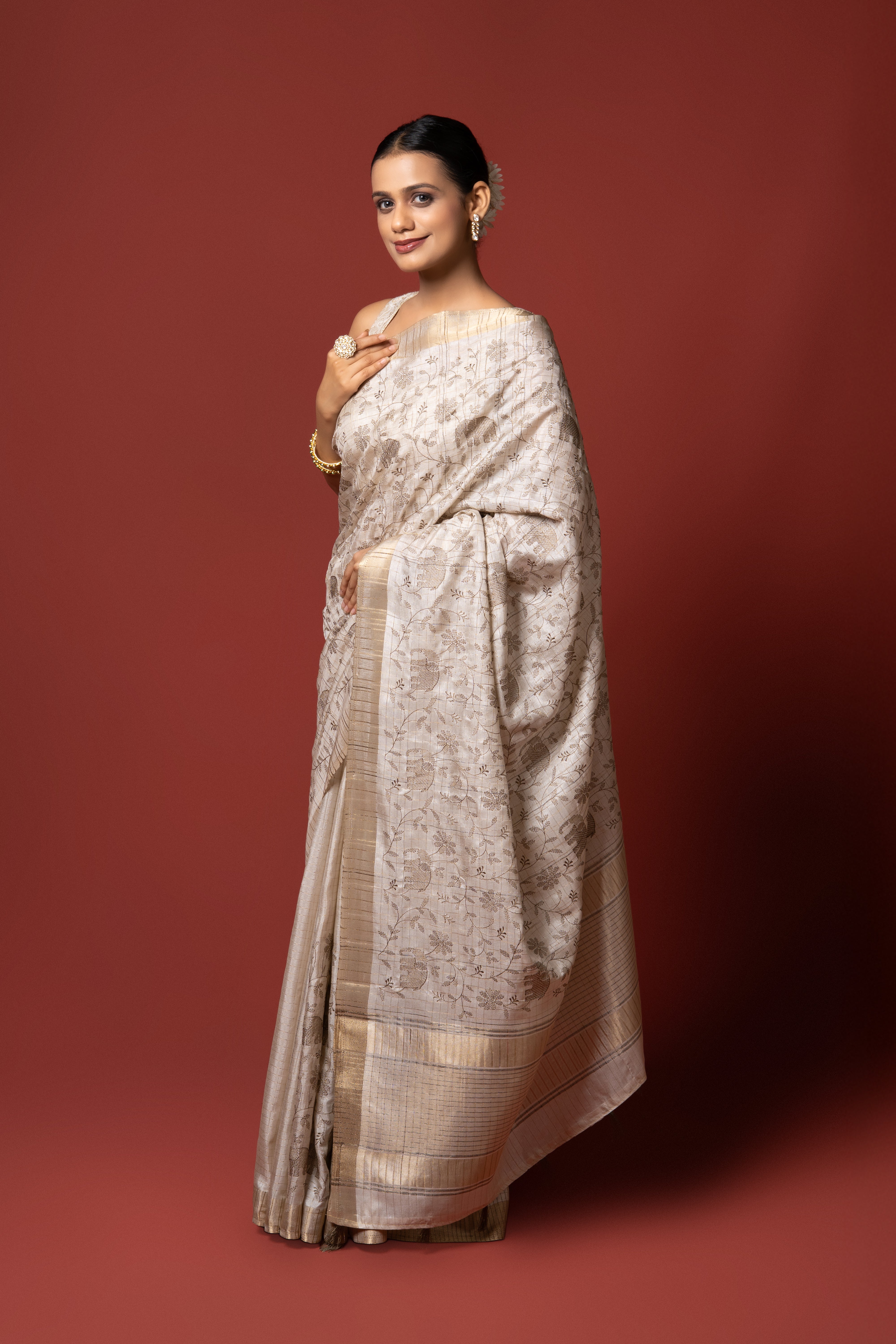 Cream Tussar Silk Saree with Thread Work