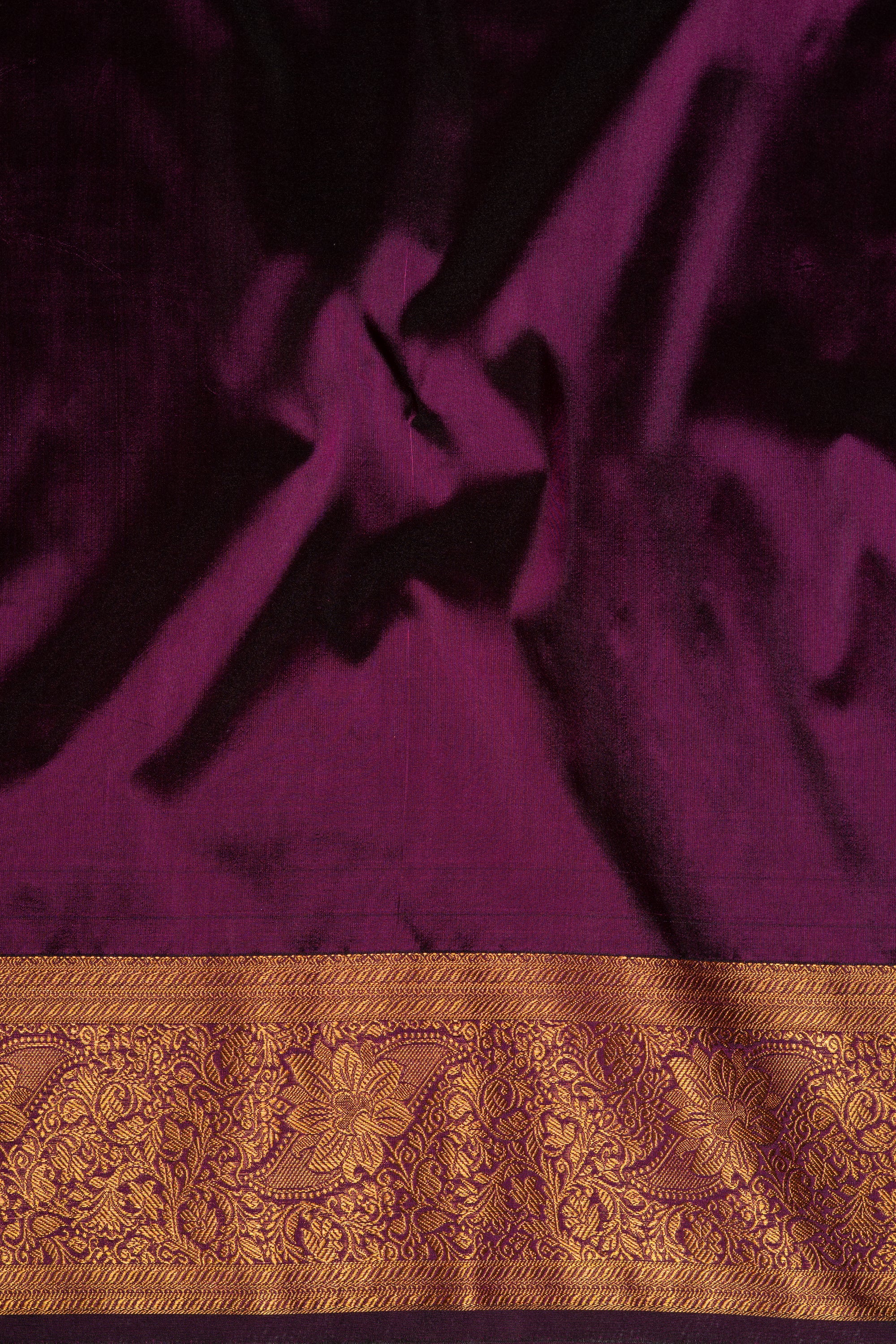 Wine Apurva Silk Paithani Saree