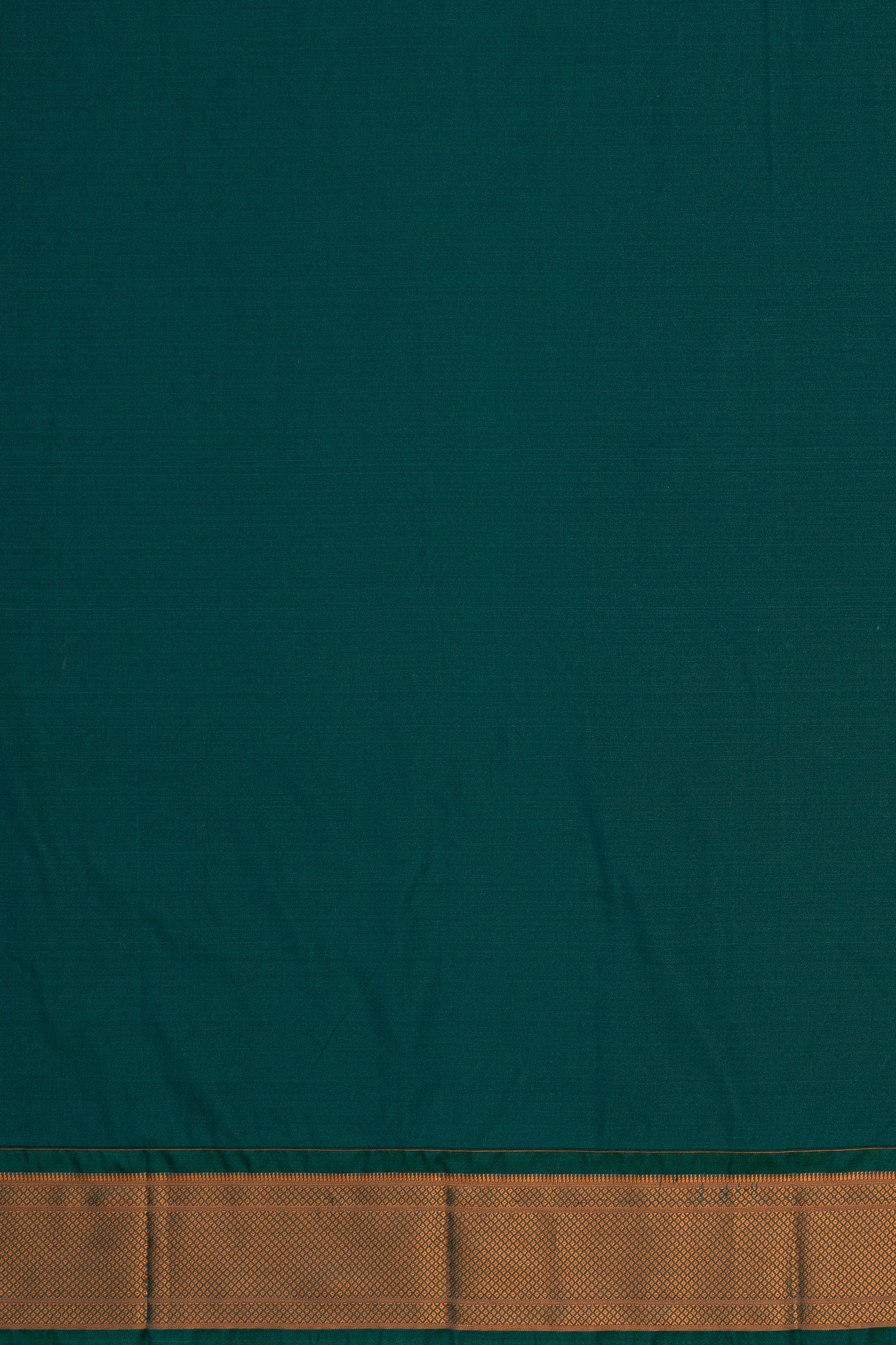 Rani Pink Apurva Silk Kadiyal Paithani Saree with Peacock Green border