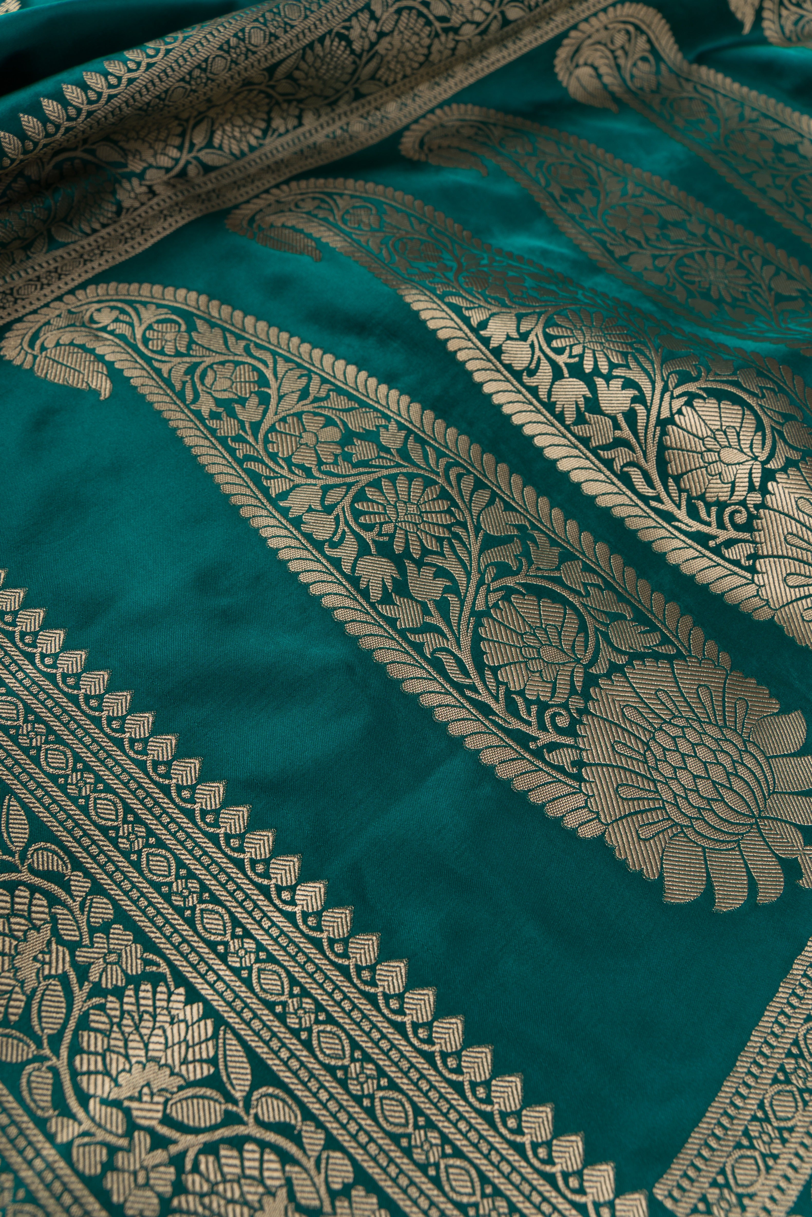 Peacock Green Katan Silk Banarasi Saree with Paisley Pallu and Jaal brocade blouse