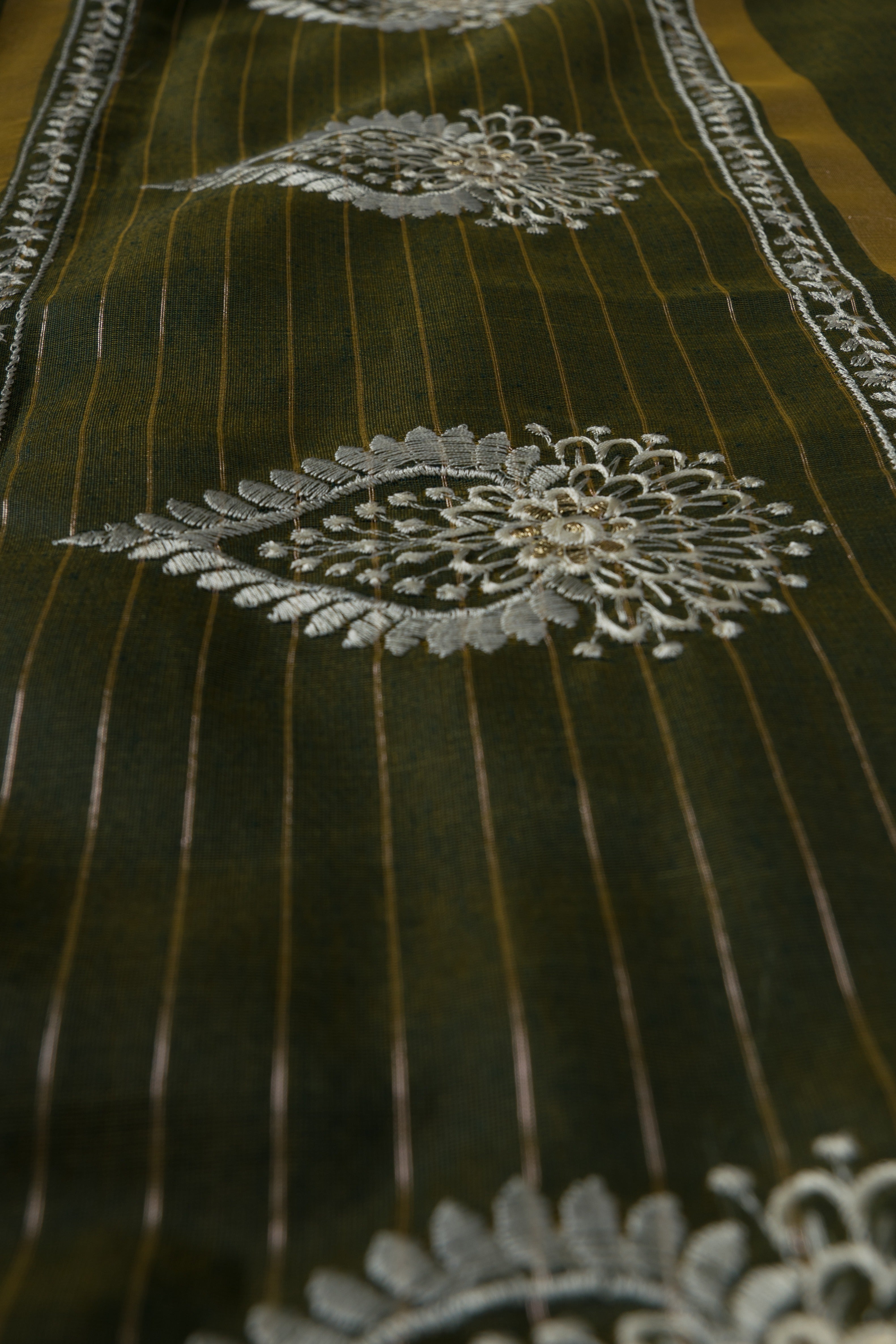Mehndi Green Cotton Saree with Mukul butti and Resham Pallu