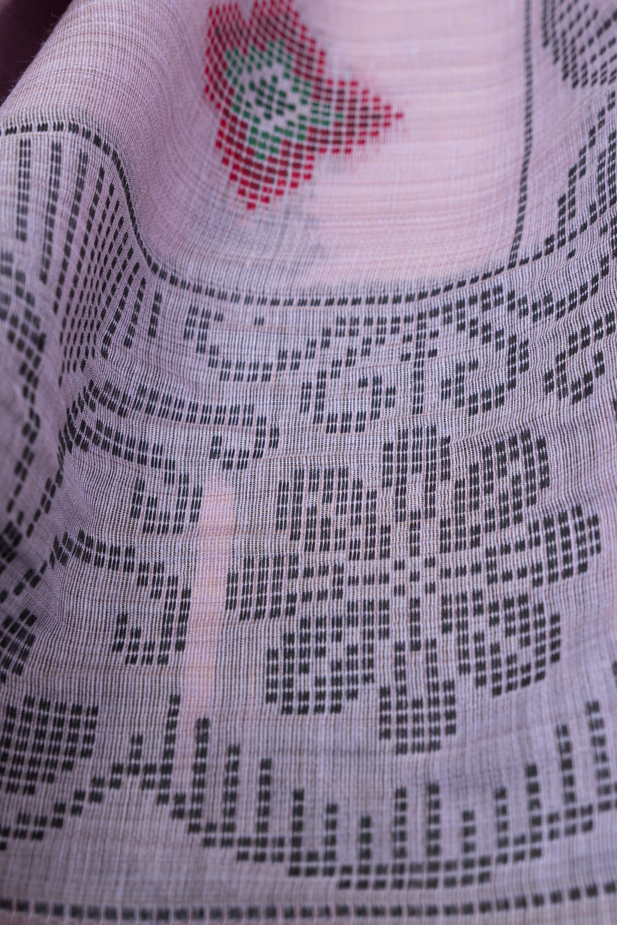 Lavender Cotton Saree with Geometric Hīraka butti and Pallu