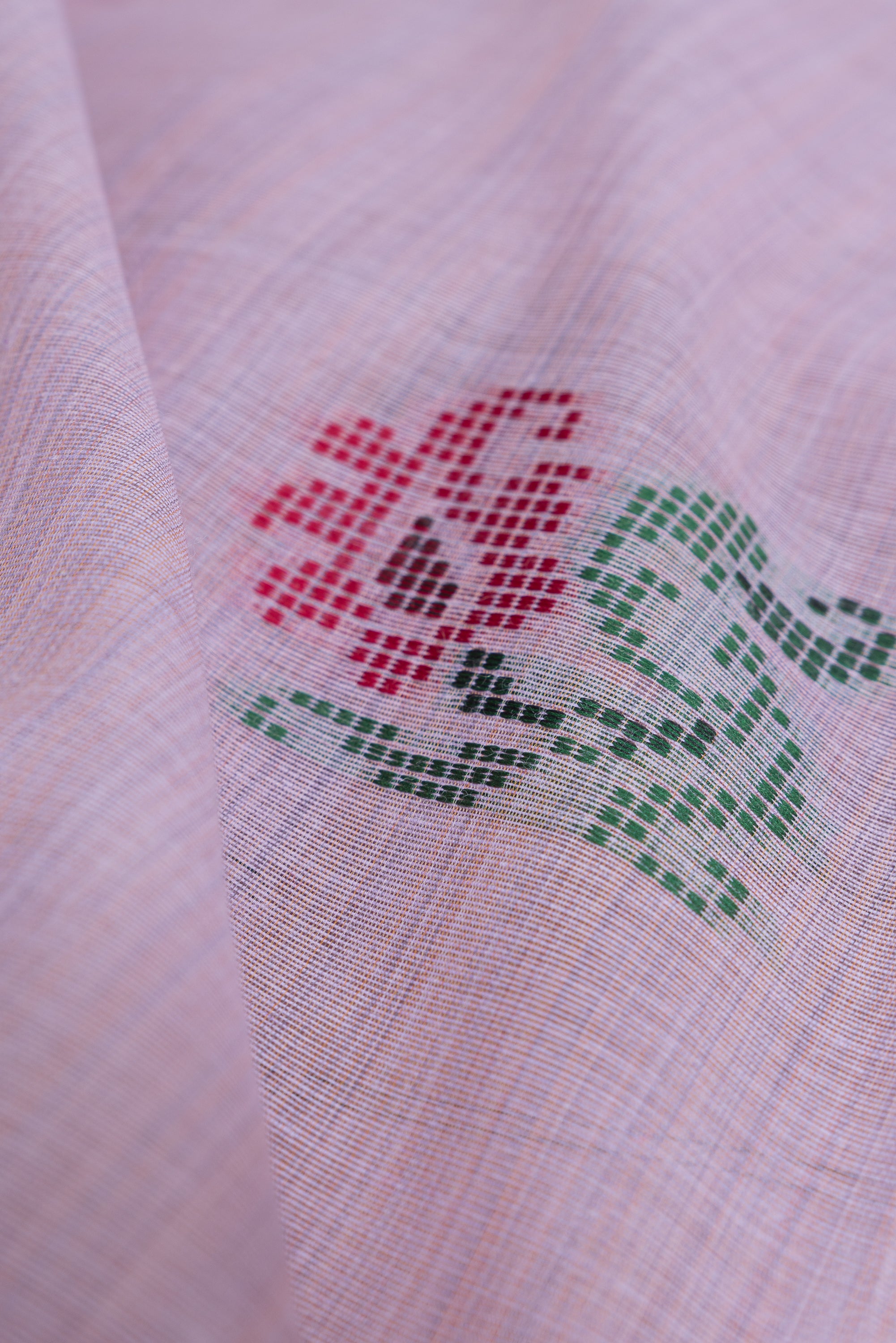 Lavender Cotton Saree with Geometric Mor butti and Geometric Parrot Pallu