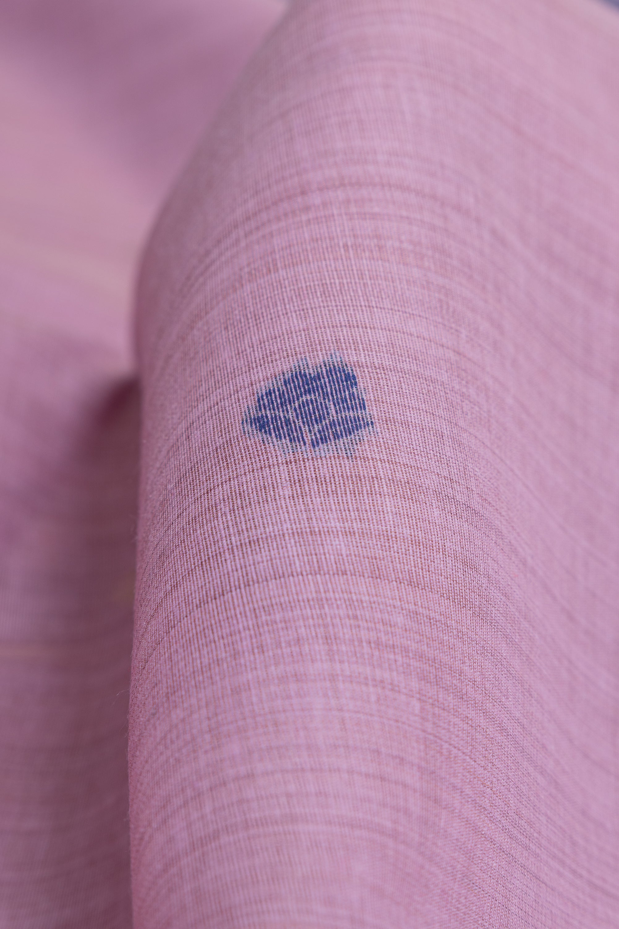 Lavender Cotton Paithani Saree with Mṛgataru-Padmāvalī Pallu and contrast Forest Munya border