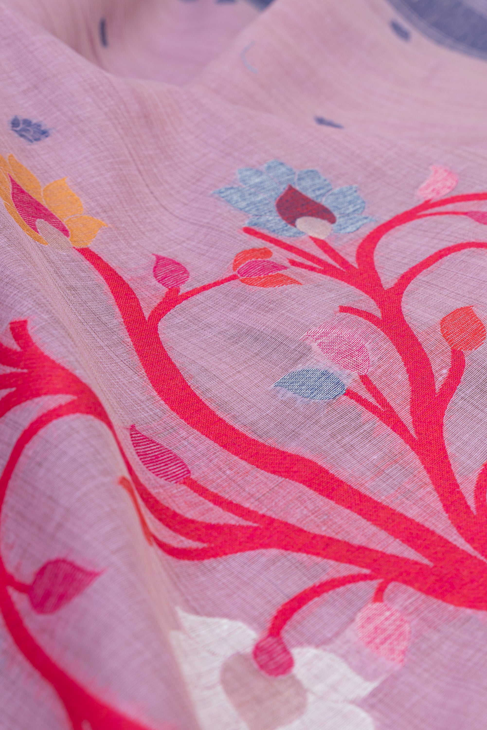 Lavender Cotton Paithani Saree with Mṛgataru-Padmāvalī Pallu and contrast Forest Munya border