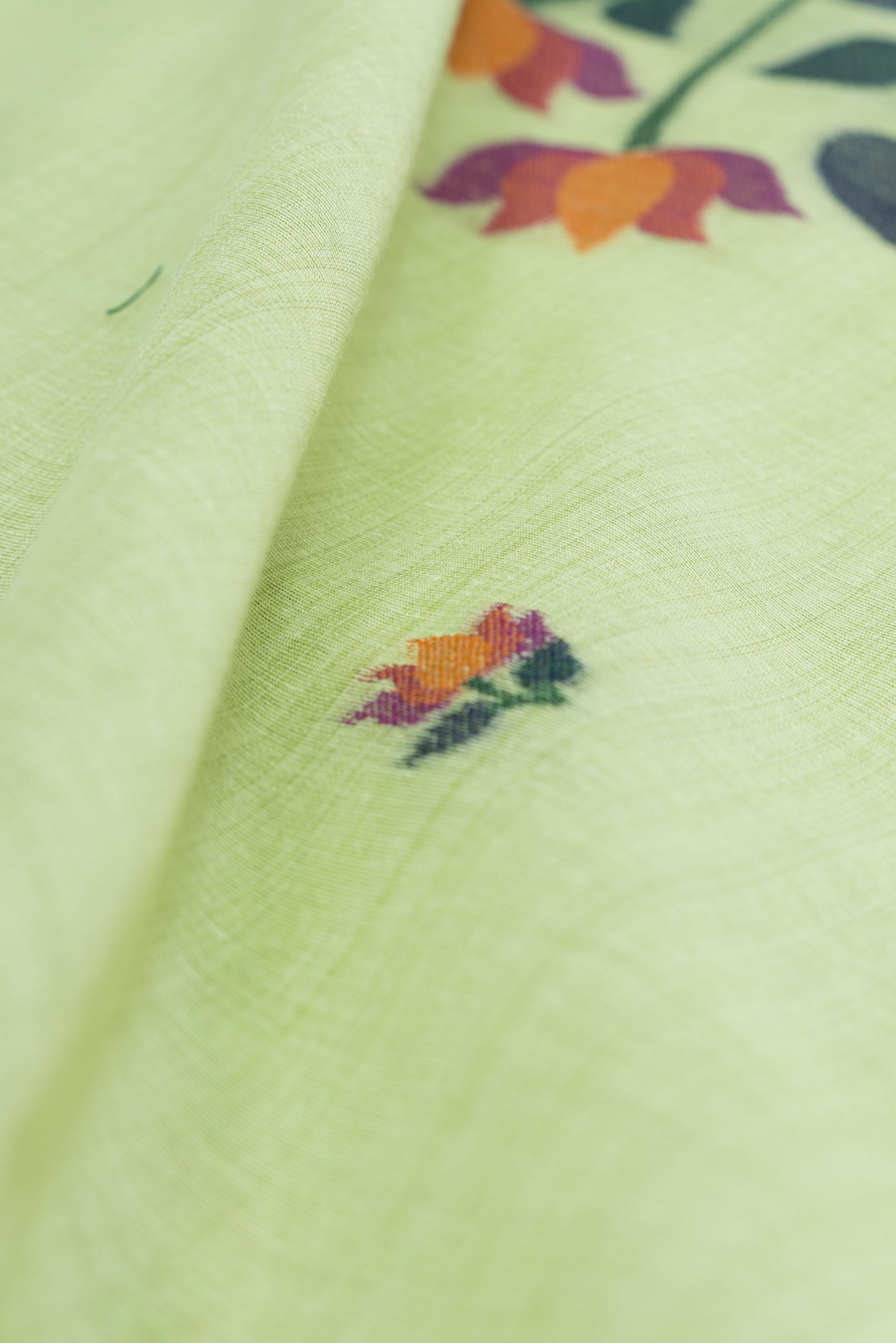 Green Cotton Saree with Padma Pallu and Resham threadwork butti