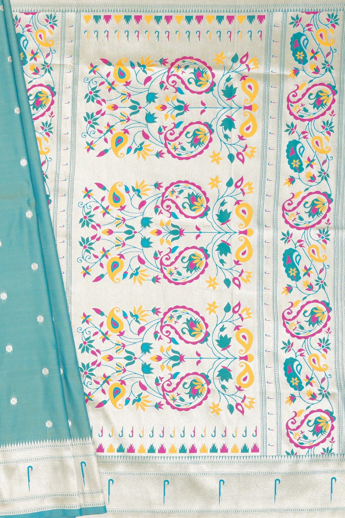 Pastel Green Apurva Silk Paithani Saree with Sitaara butti, Muniya border and Resham threadwork Floral Pallu