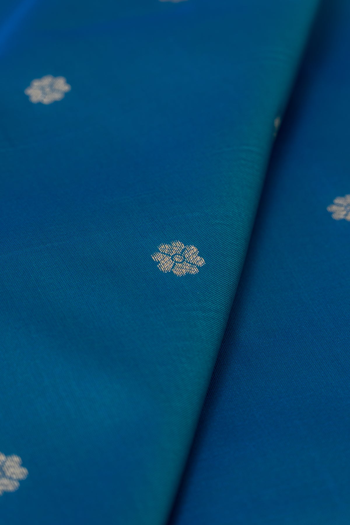 Morpankhi Blue Apurva Silk Paithani Saree with Sitaara butti, Muniya border and Resham threadwork Floral Pallu