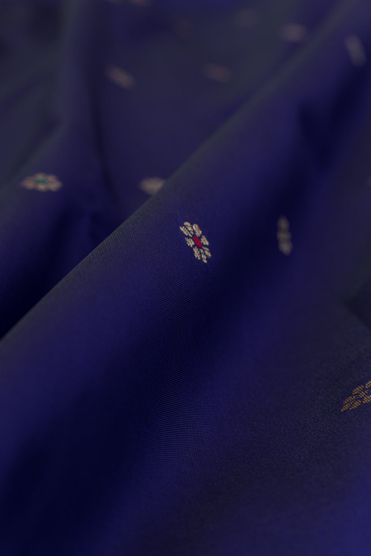 Purple Apurva Silk Paithani Saree with Star Meena butti, and Rajhans Pallu