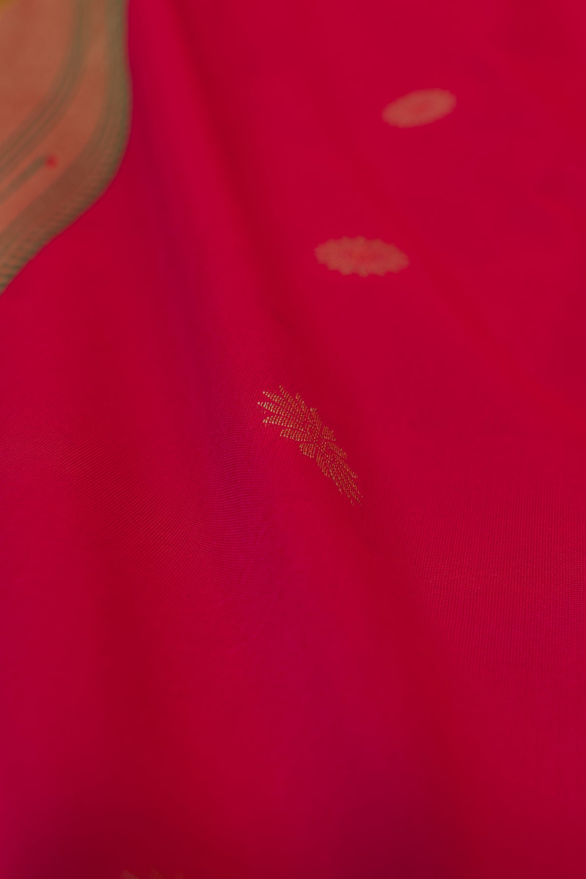 Rani Pink Katan Silk Paithani Saree with Meena butti, Muniya border and Dvi-Mayūra Vrikṣa
