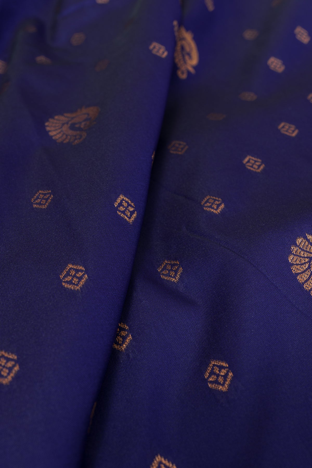 Royal Purple Apurva Silk Paithani Saree with Meena butti, gold zari and Ṣaṭmayūrapallu