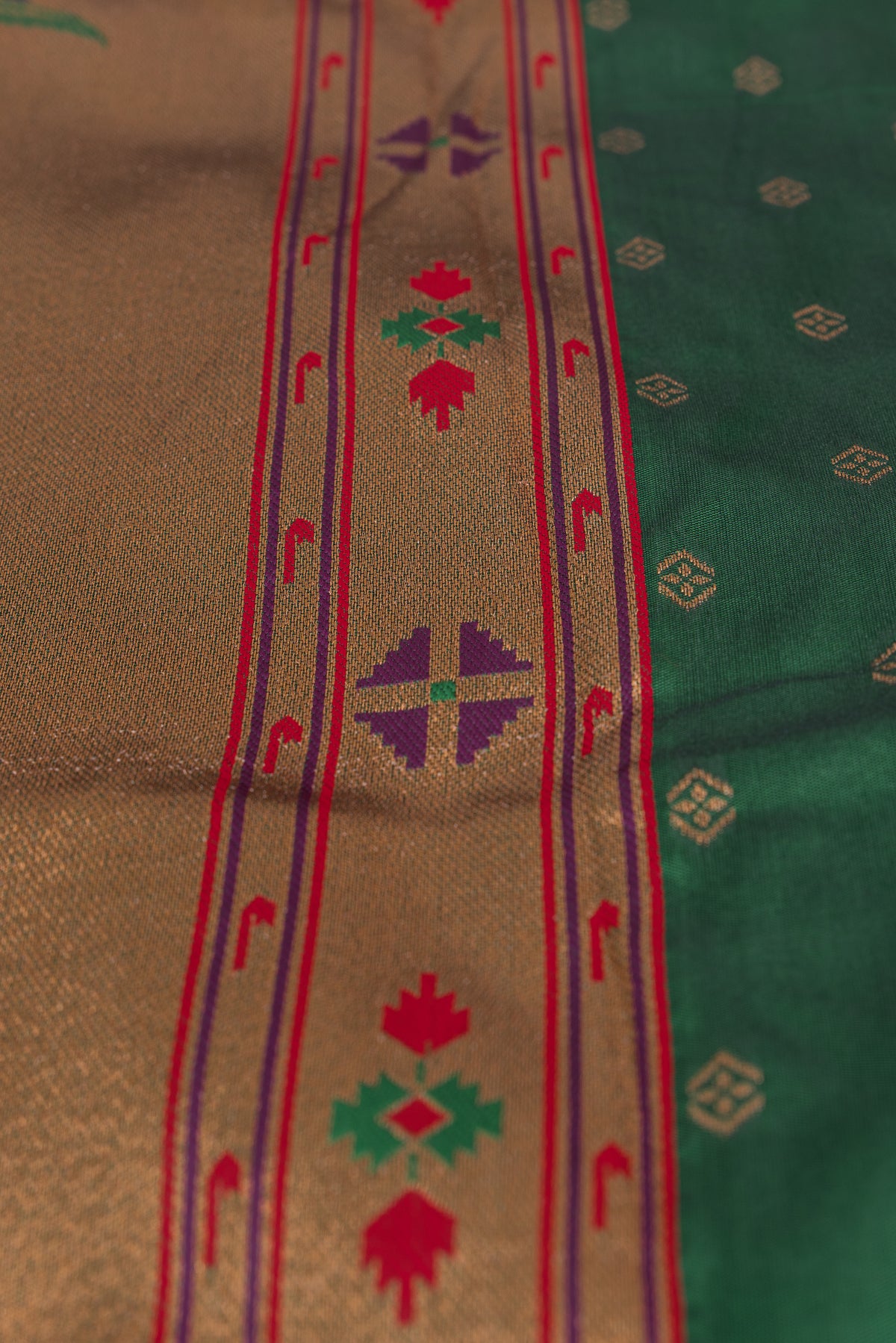 Emerald Green Apurva Silk Paithani Saree with Meena butti, gold zari and Ṣaṭmayūrapallu
