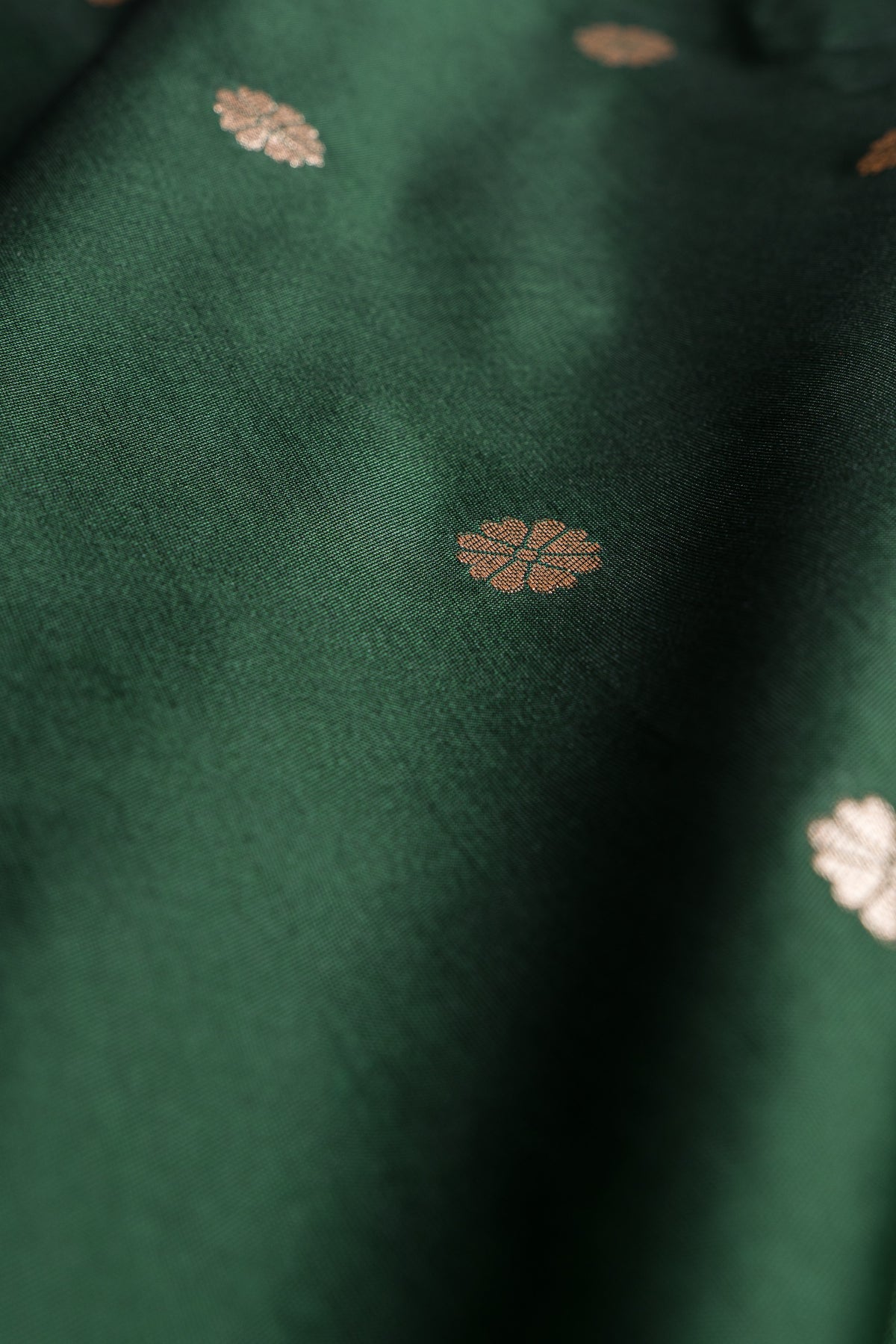 Bottle Green Apurva Silk Paithani Saree with Chatai Border and Gold Zari Chaturdasha Mayura Pallu