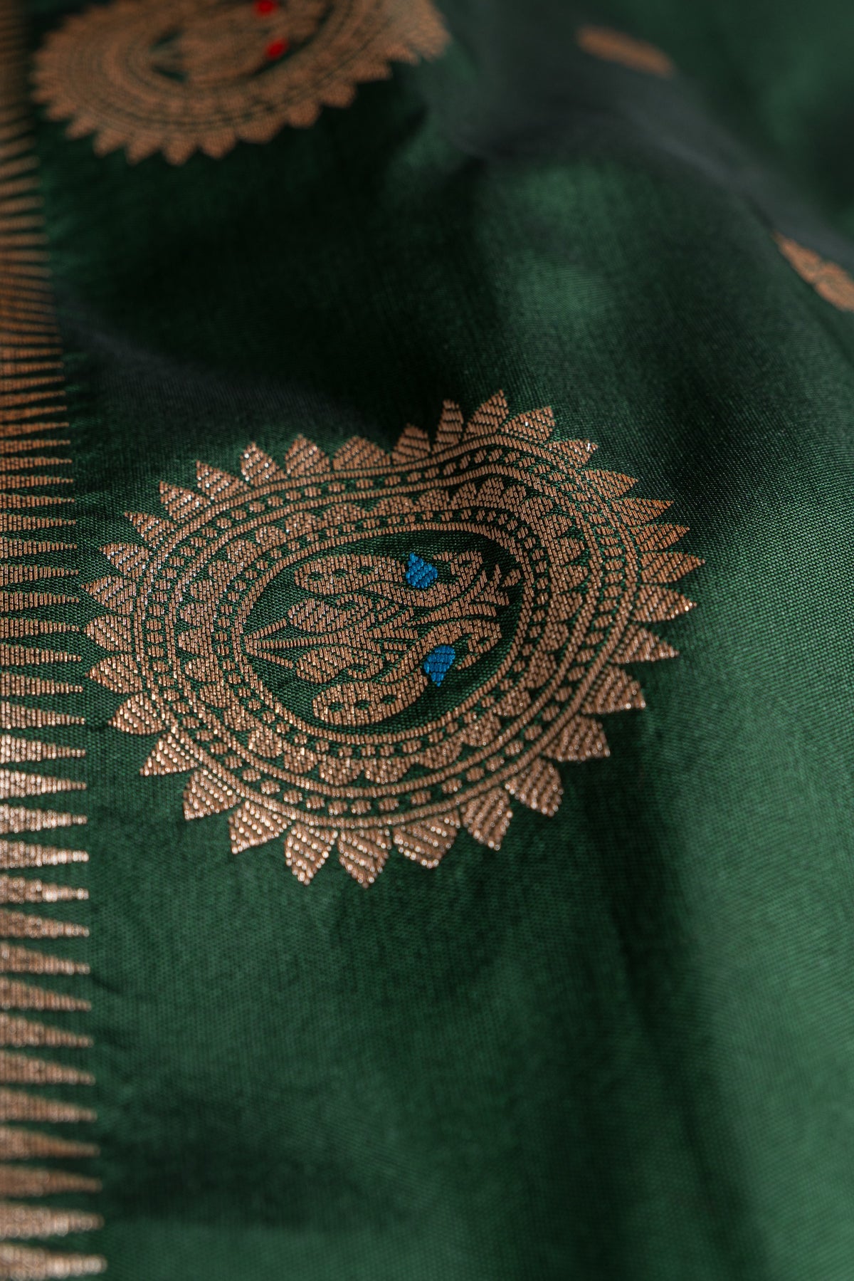 Bottle Green Apurva Silk Paithani Saree with Chatai Border and Gold Zari Chaturdasha Mayura Pallu