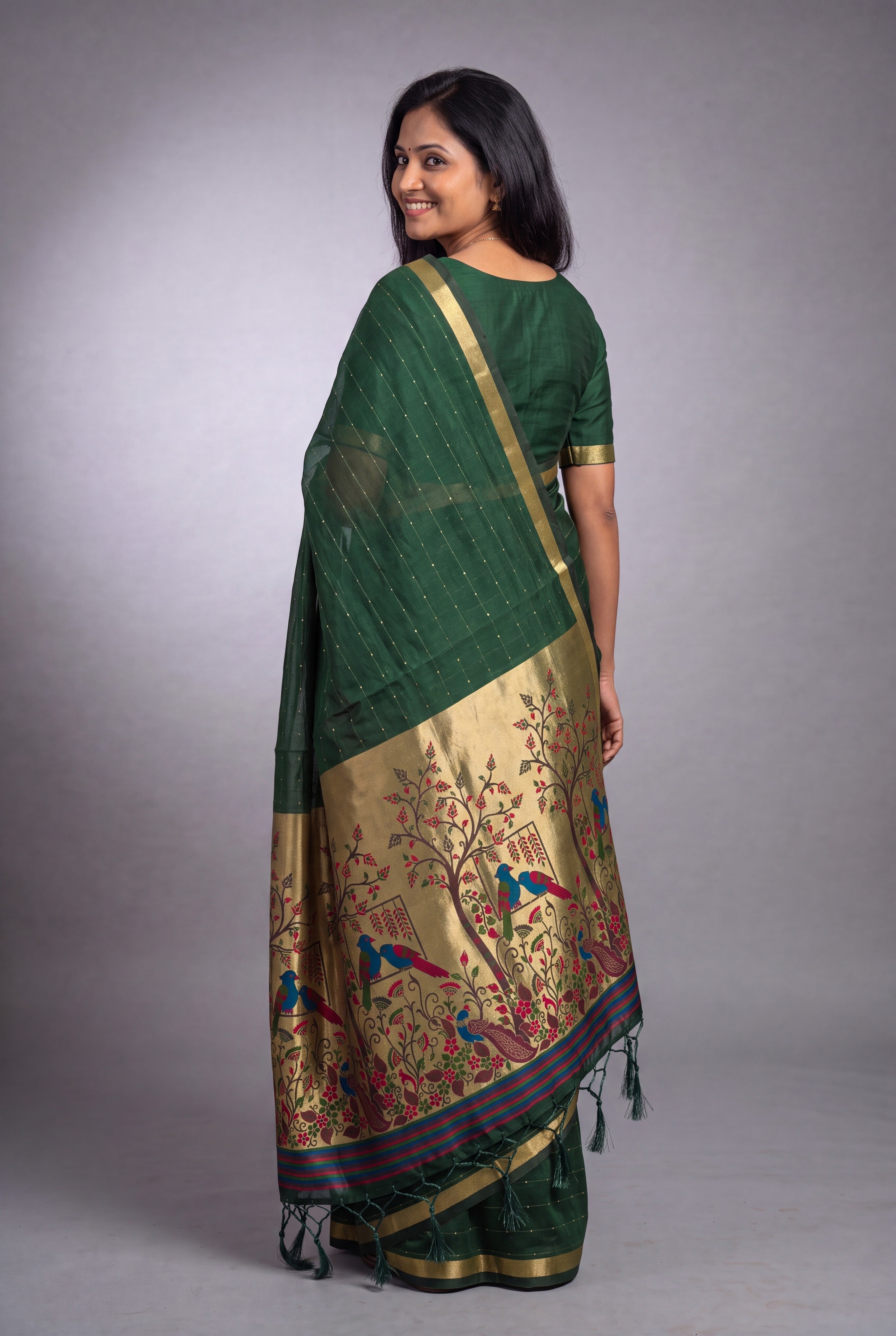 Bottle Green Jamdhani Cotton Paithani with Tarumayūra Pallu and Lakdipatta border