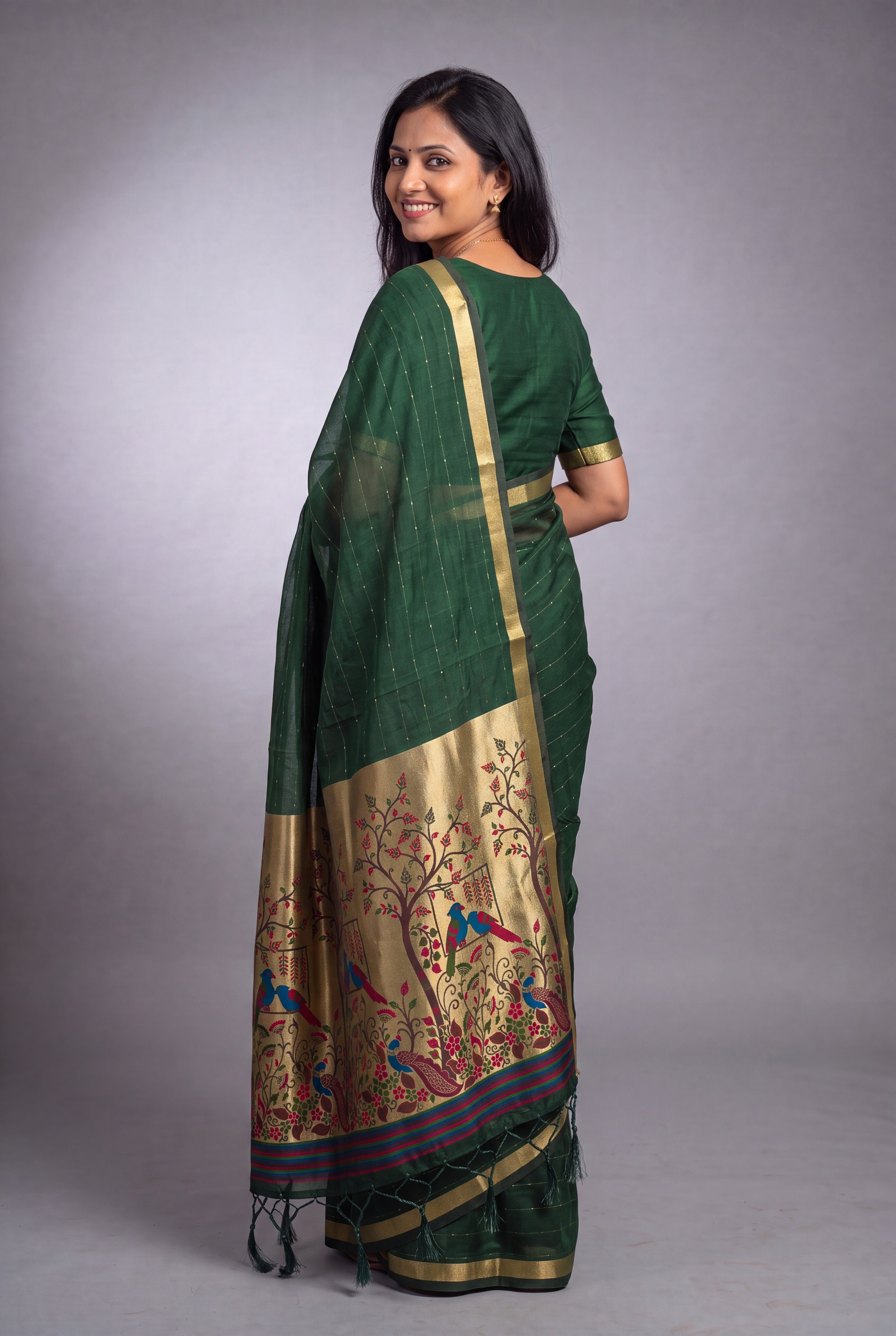 Bottle Green Jamdhani Cotton Paithani with Tarumayūra Pallu and Lakdipatta border