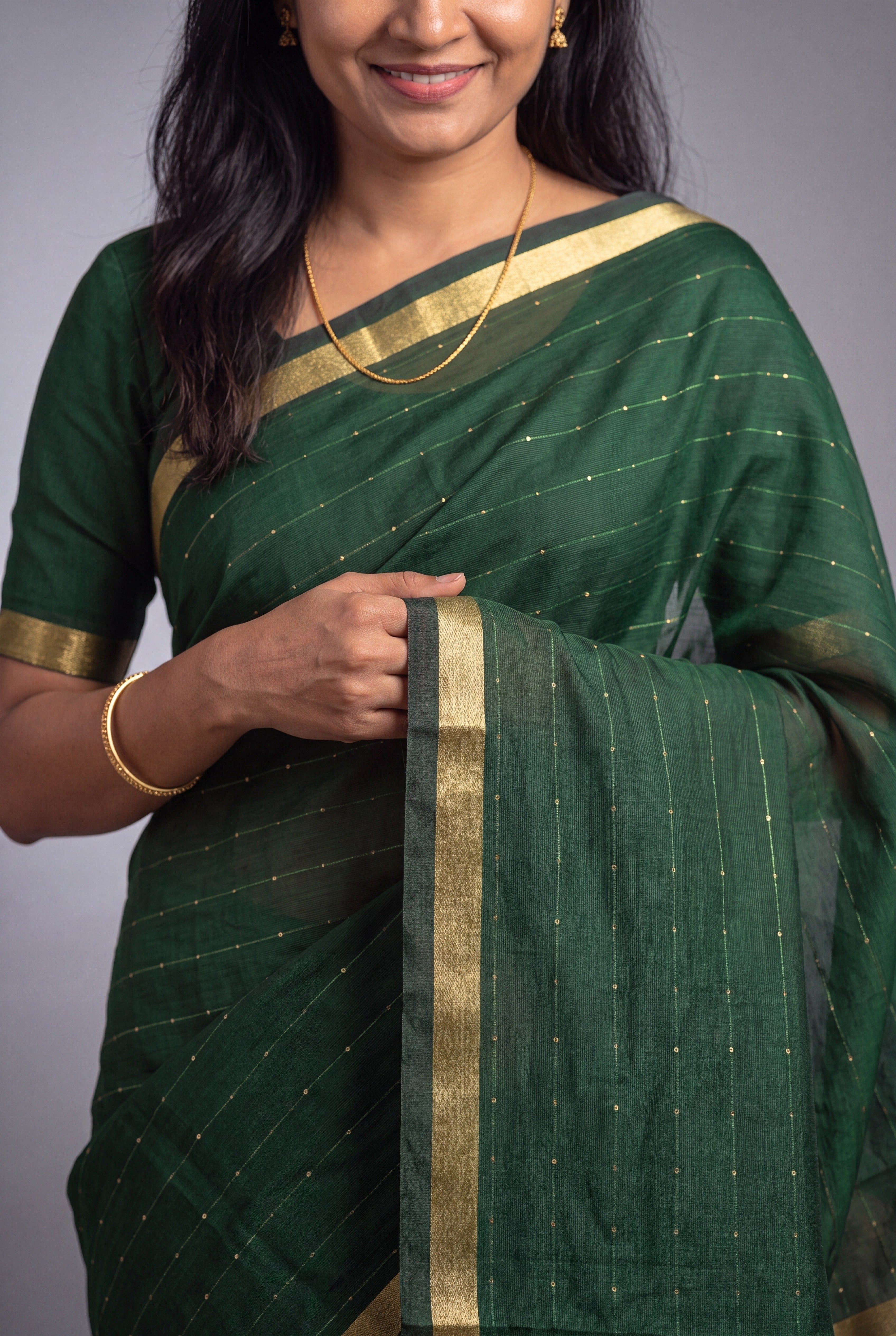 Bottle Green Jamdhani Cotton Paithani with Tarumayūra Pallu and Lakdipatta border