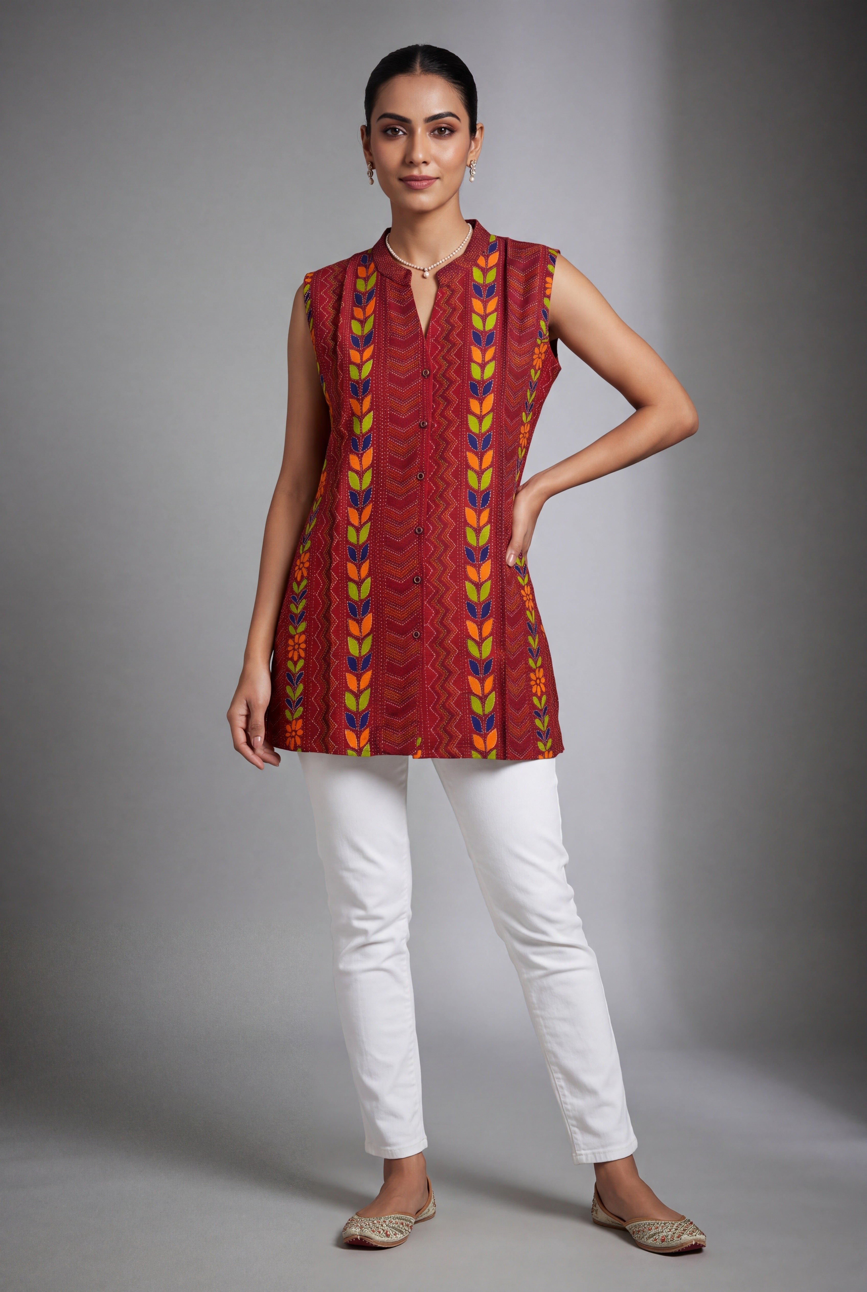 Cherry Red Ākṛti Kurti with Geometric Leaf print