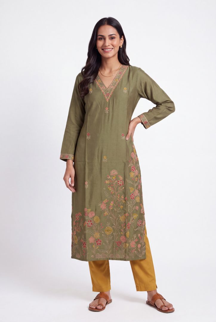 Mehndi Green Trivarṇa Kusuma Kurti with Floral threadwork