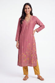 Rose Pink Trivarṇa Kusuma Kurti with Floral threadwork