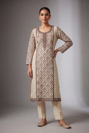 Cream Ārāma Kurti with Brown Jaal threadwork