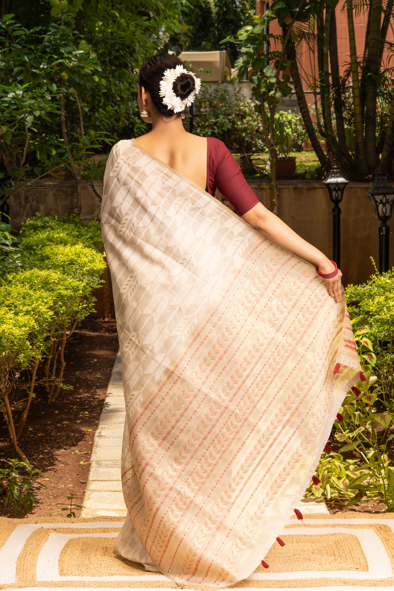 Earthy Beige Cotton Saree
