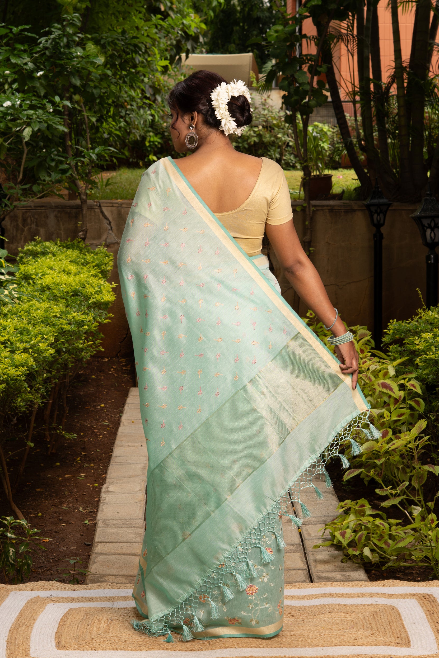 Pastel Green Linen Saree