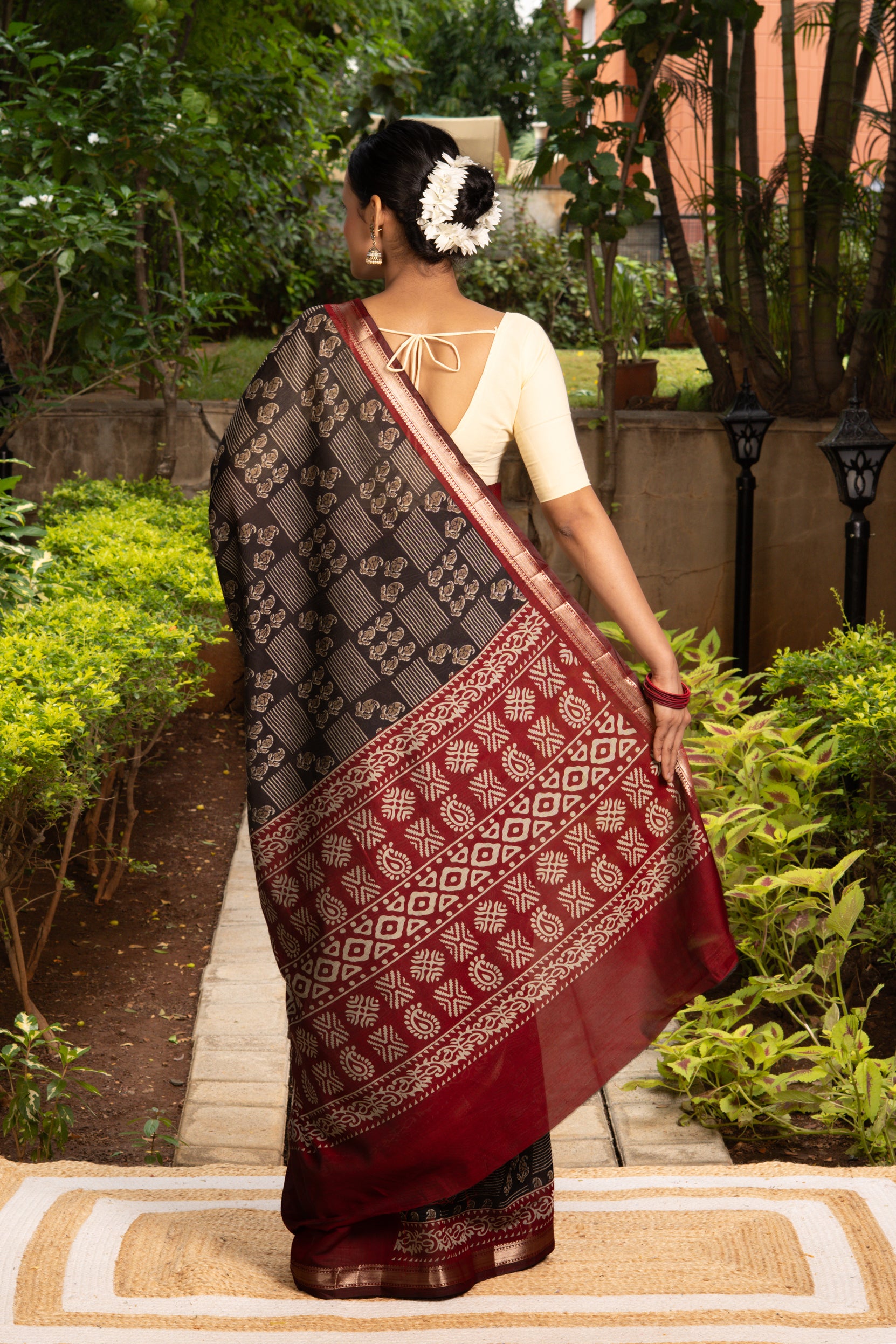 Brown Cotton Saree With Batik Print