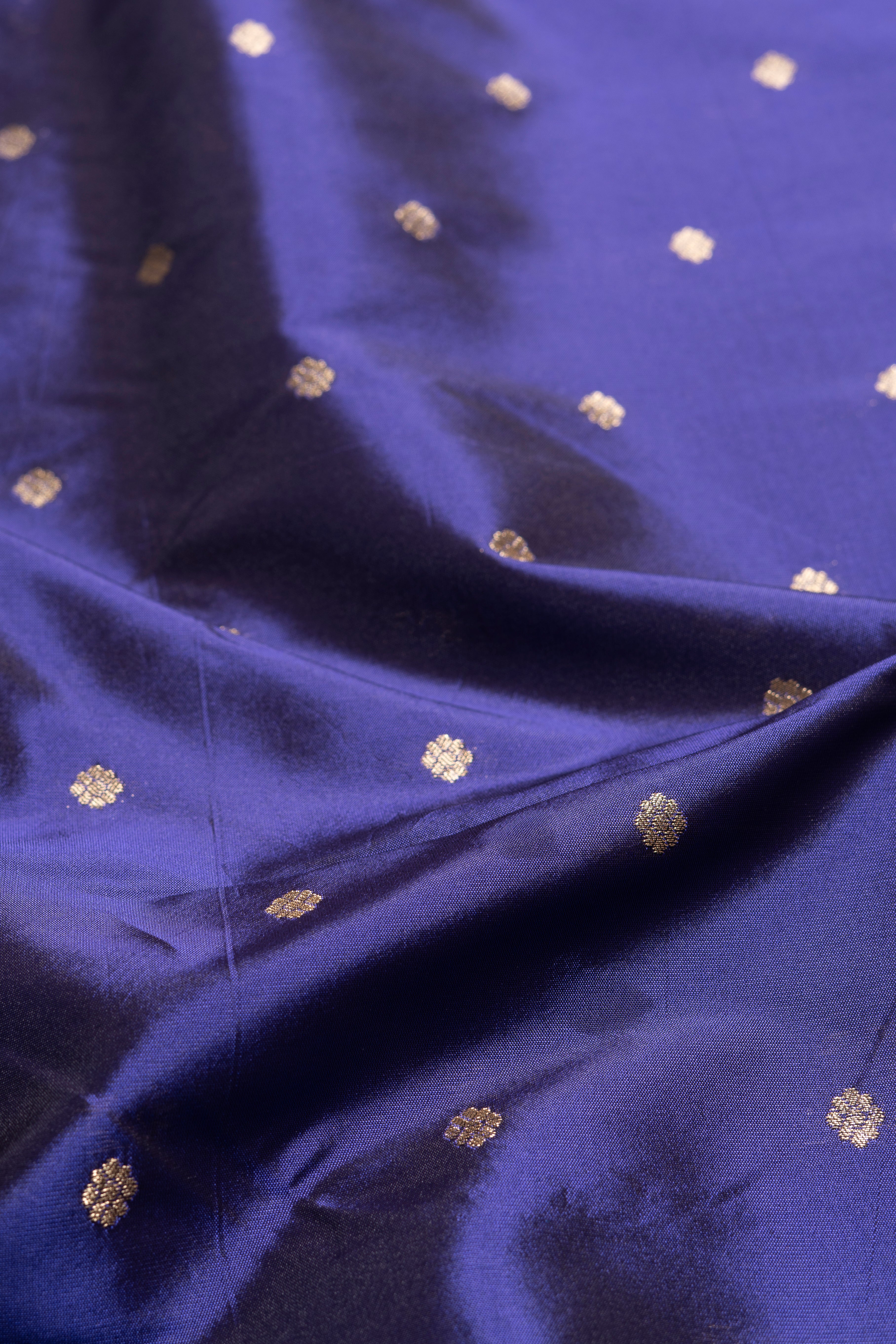 Maharani Purple Apurva Silk Paithani Saree with Chattai Border, Multi Pallu and Self Blouse