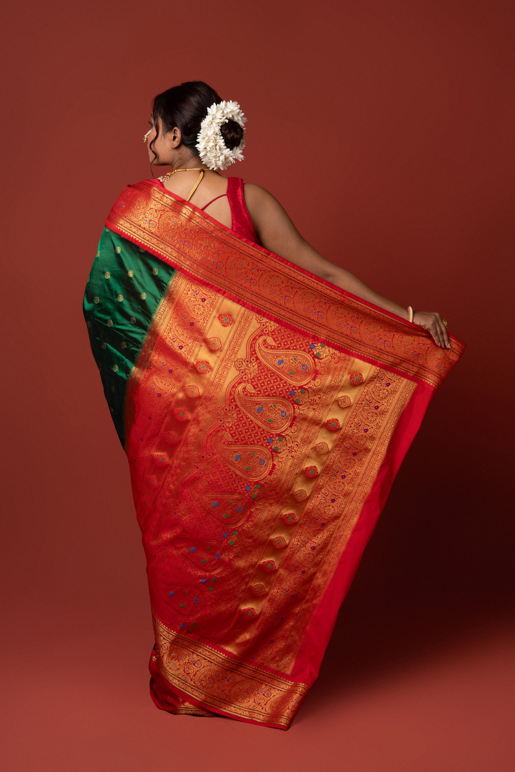 Bottle Green Apurva Silk Paithani Saree