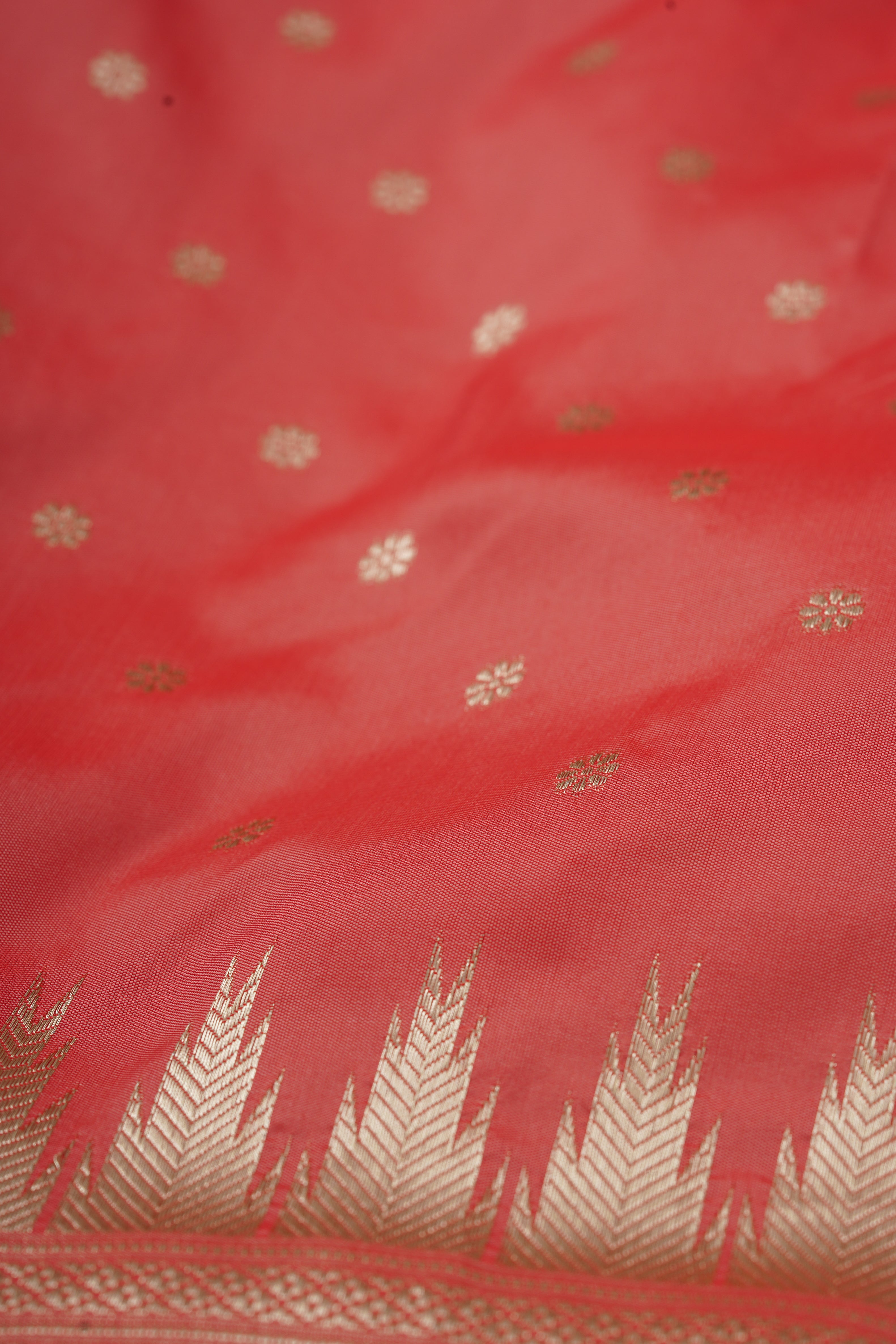 Peach Apurva Silk Paithani Saree with Irkal Border and Kalanjali Butti