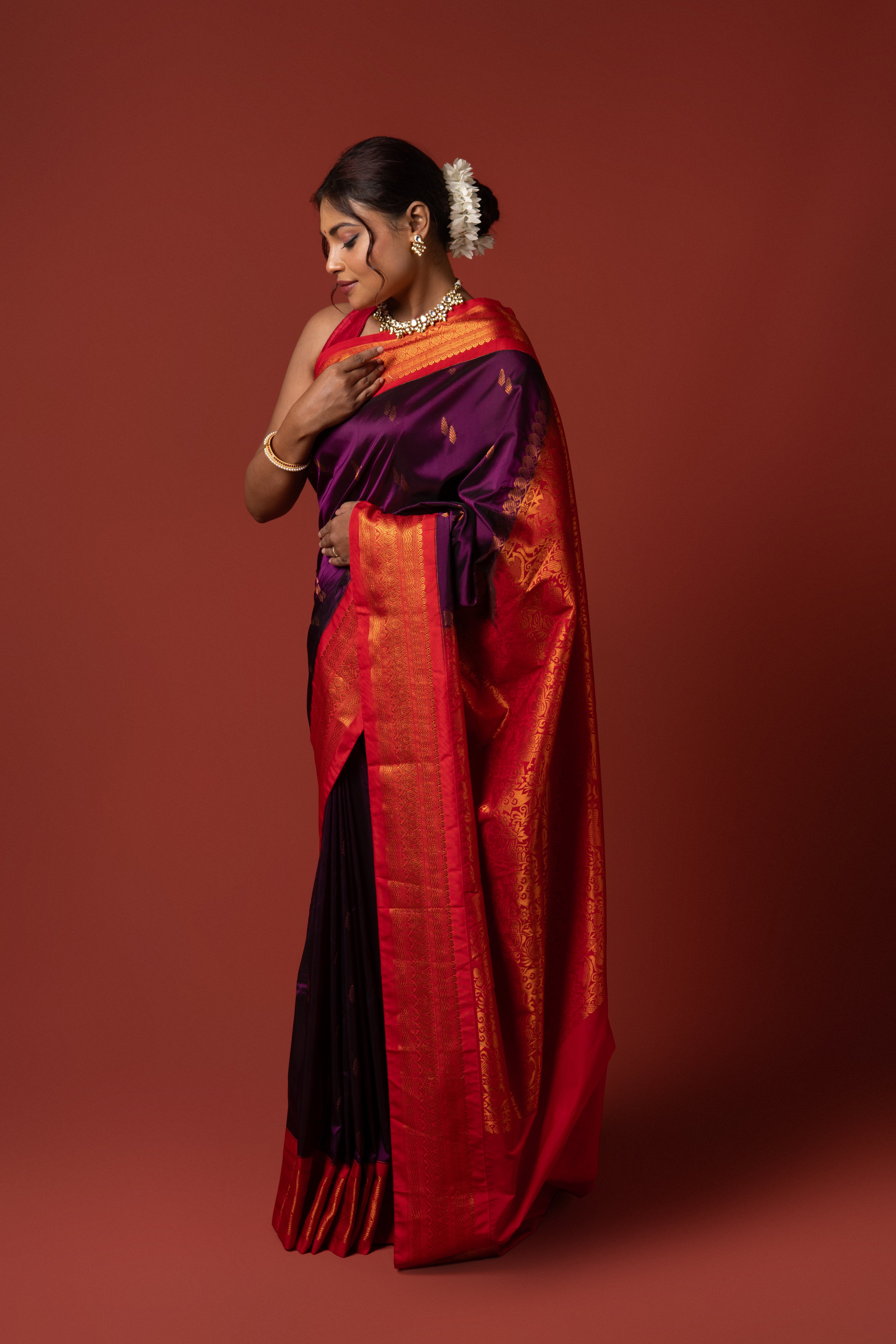 Wine Apurva Silk Paithani Saree