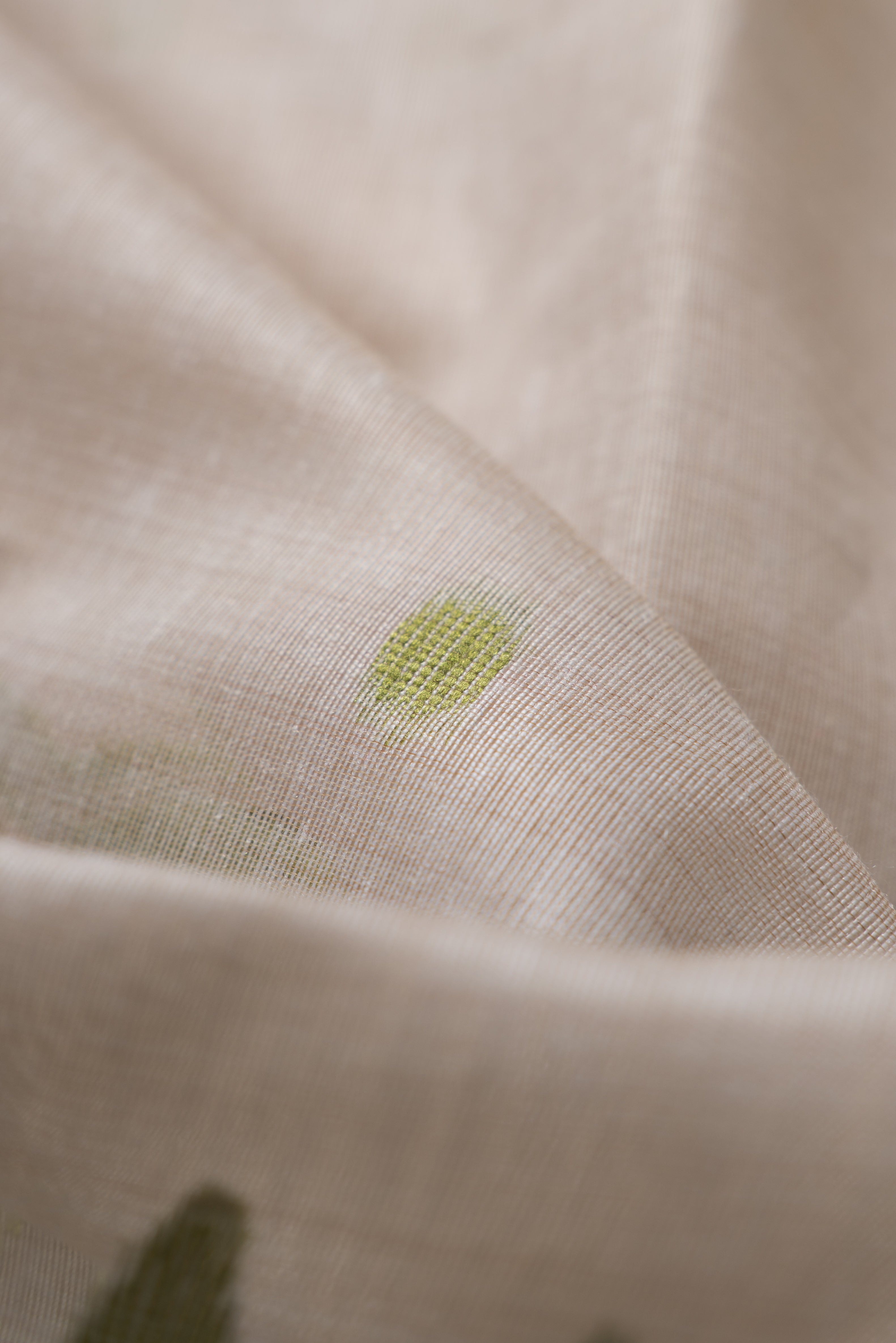 Cream Bengali Cotton Saree with Green Resham threadwork