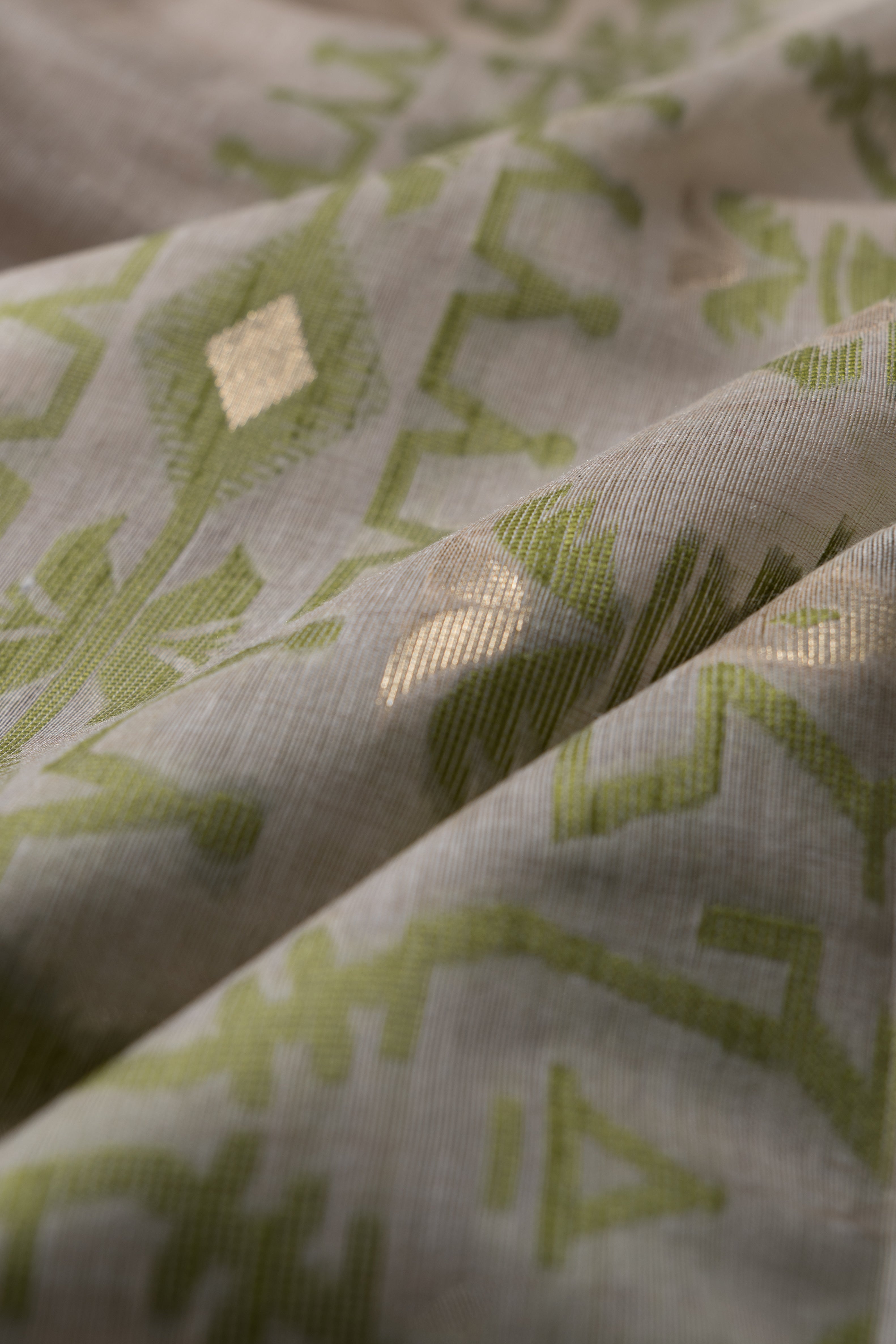Cream Bengali Cotton Saree with Green Resham threadwork