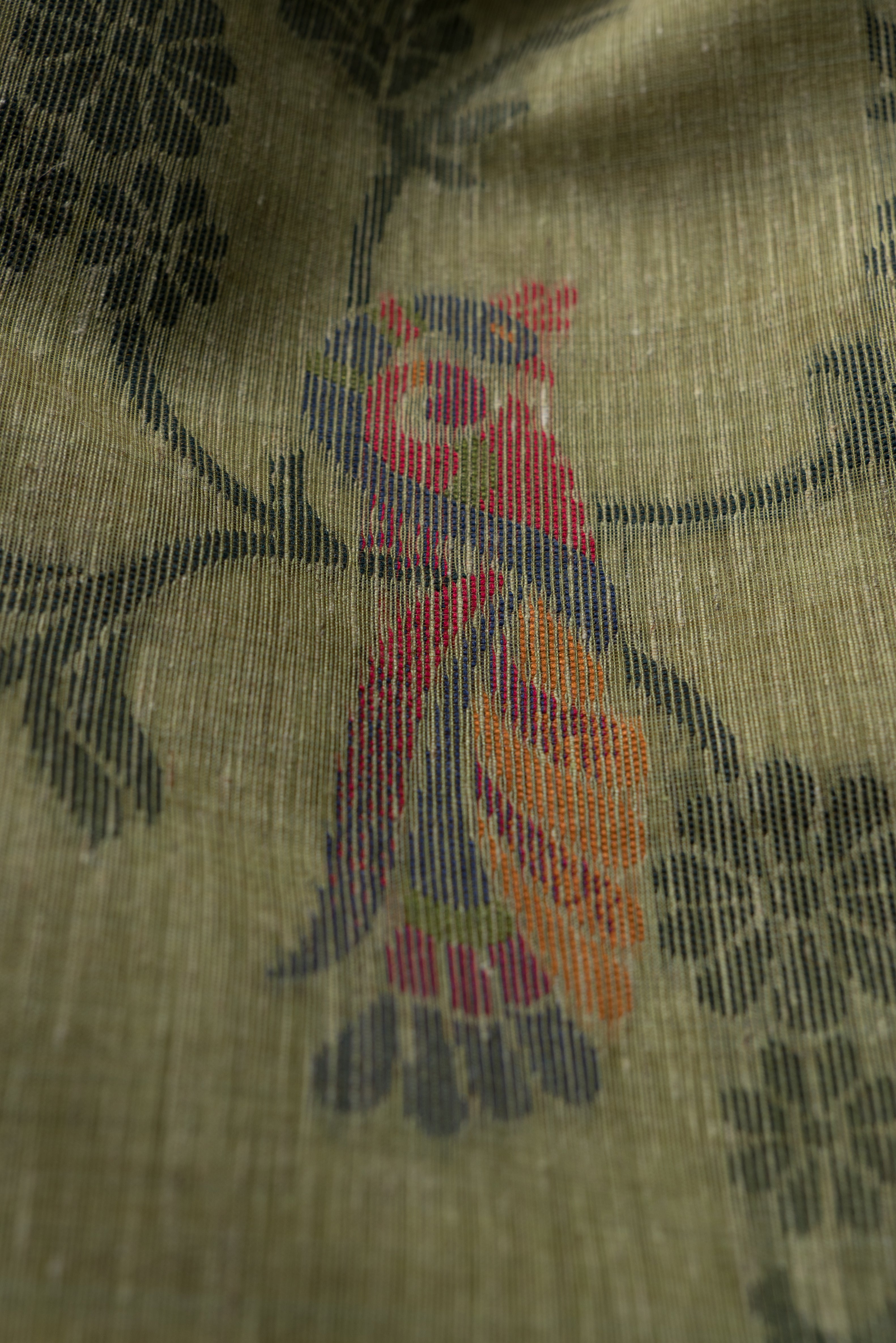 Forest Green Linen Paithani with Vriksh Pallu and contrast Dark Green blouse