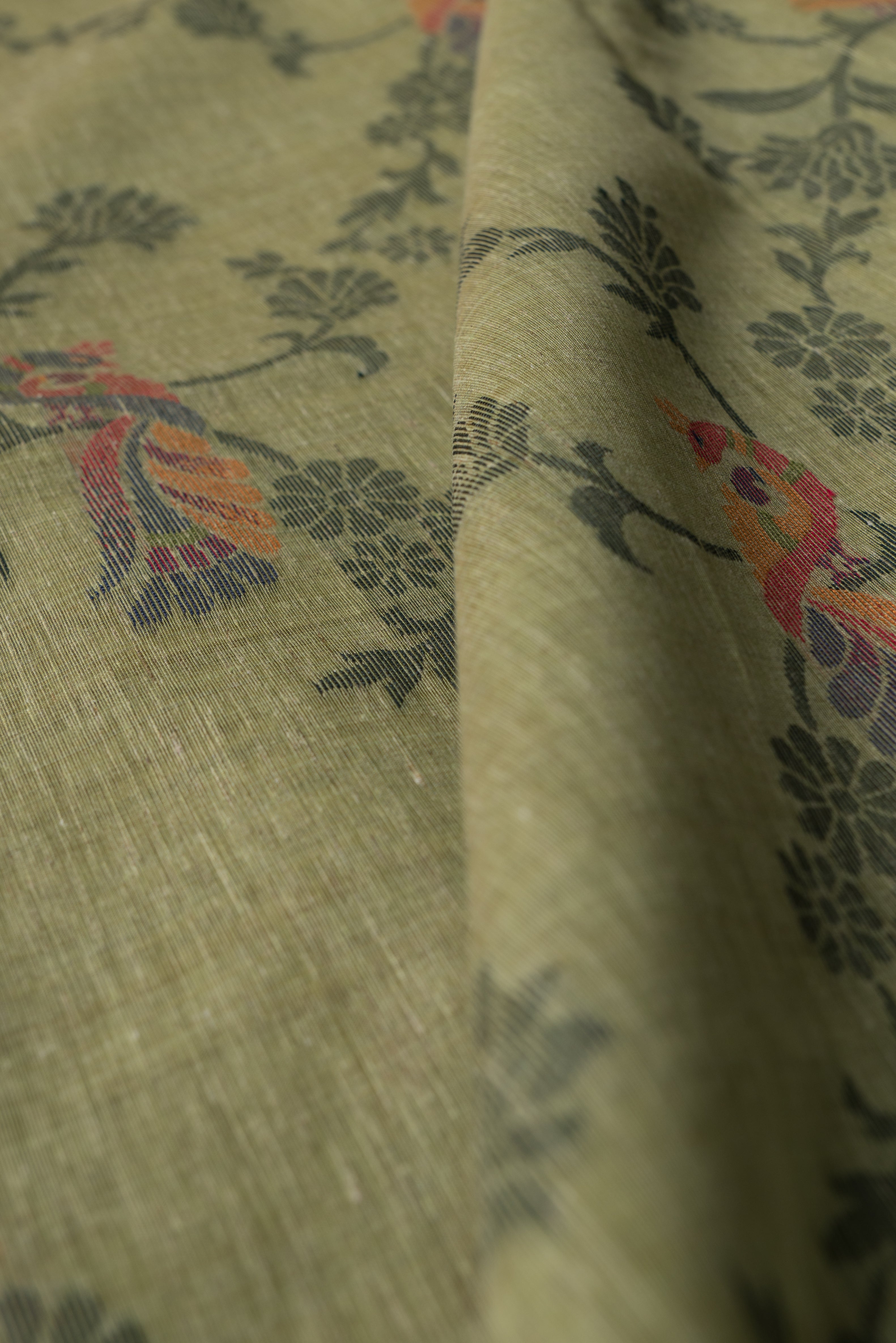Forest Green Linen Paithani with Vriksh Pallu and contrast Dark Green blouse