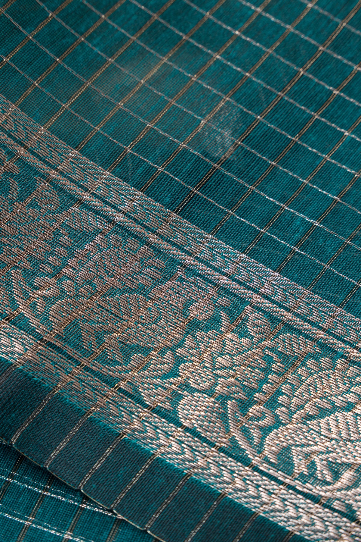 Deep Green Chanderi Silk Checks Paithani Saree with Gold Mayur Butti & Traditional Zari Pallu