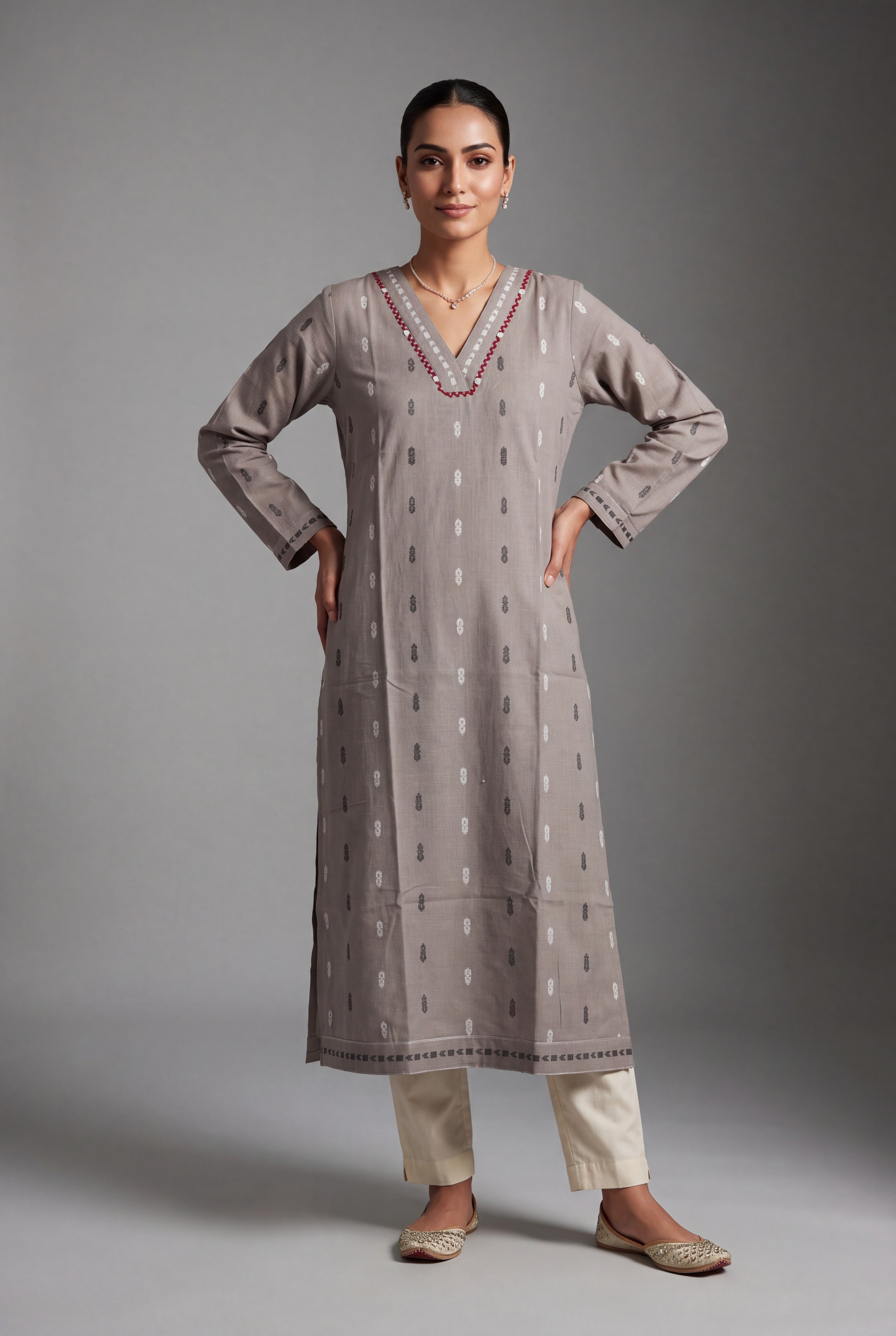 Earthy Grey Kapiśā Kurti