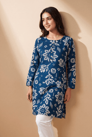 Blue Neelambra Kurti with Vaidehi Geometric Print
