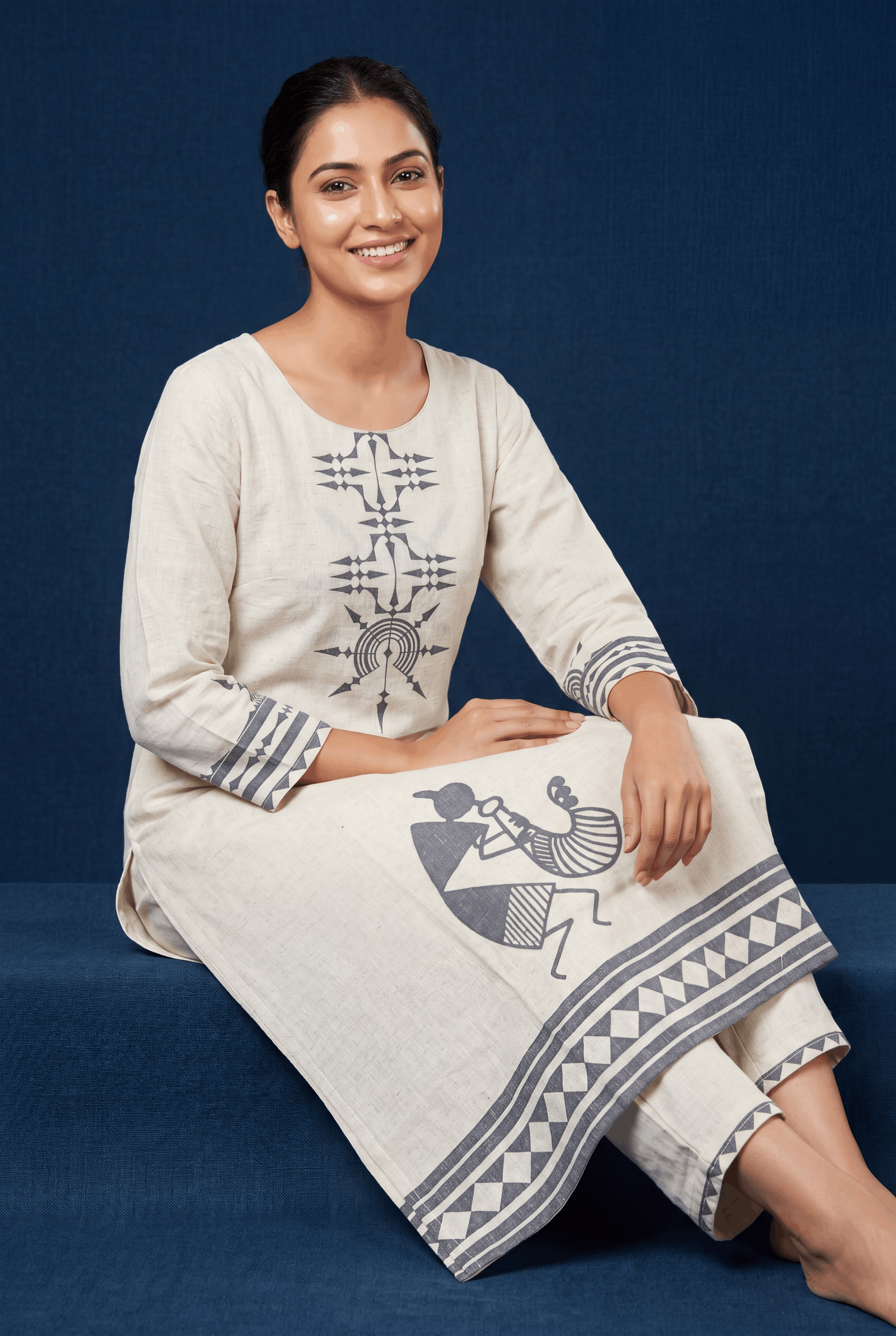 Cream Khadi Cotton Kurti with Blue Venuvadini Warli Print