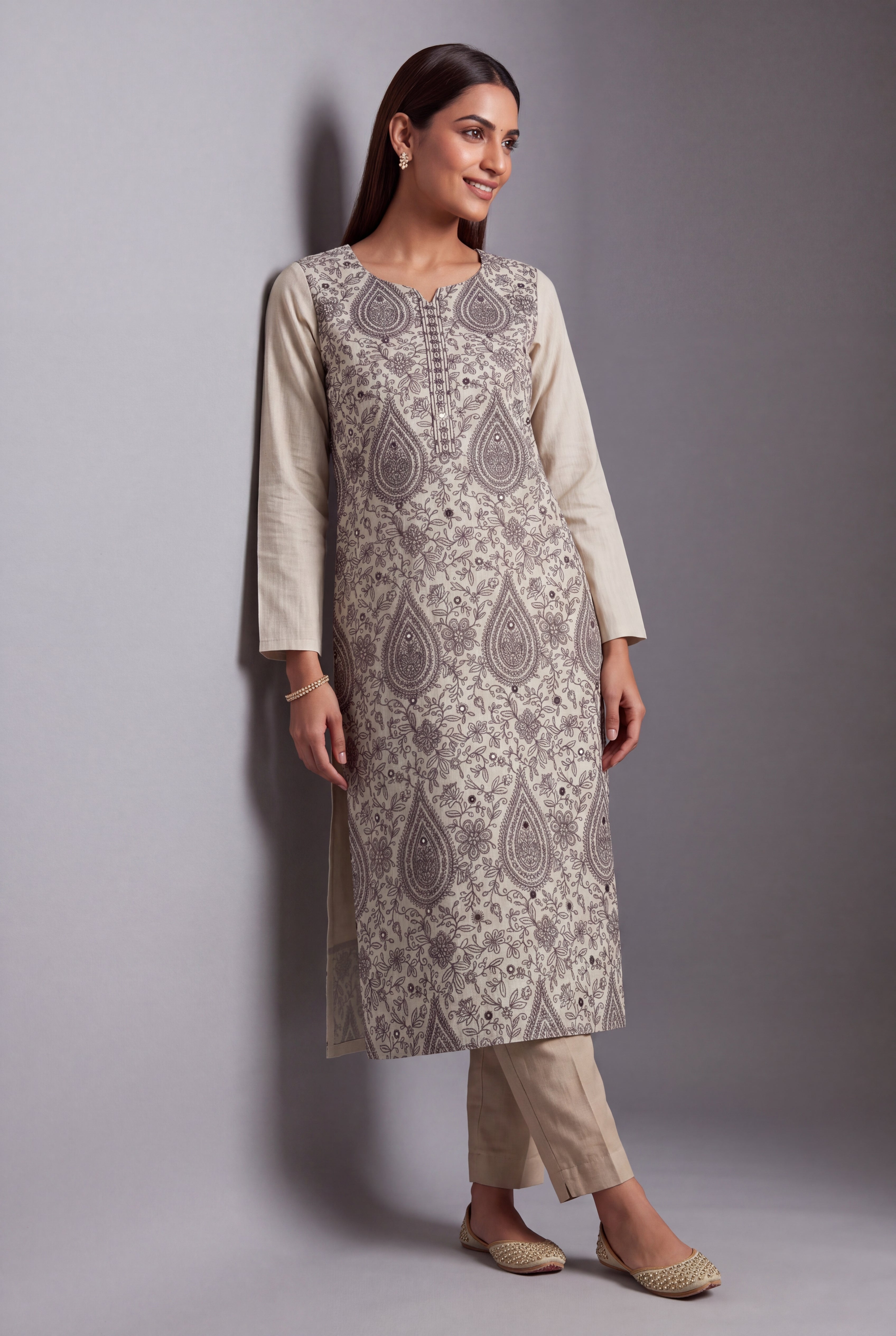 Cream Aranya Kurti with Brown Netrabindu and Jaal threadwork