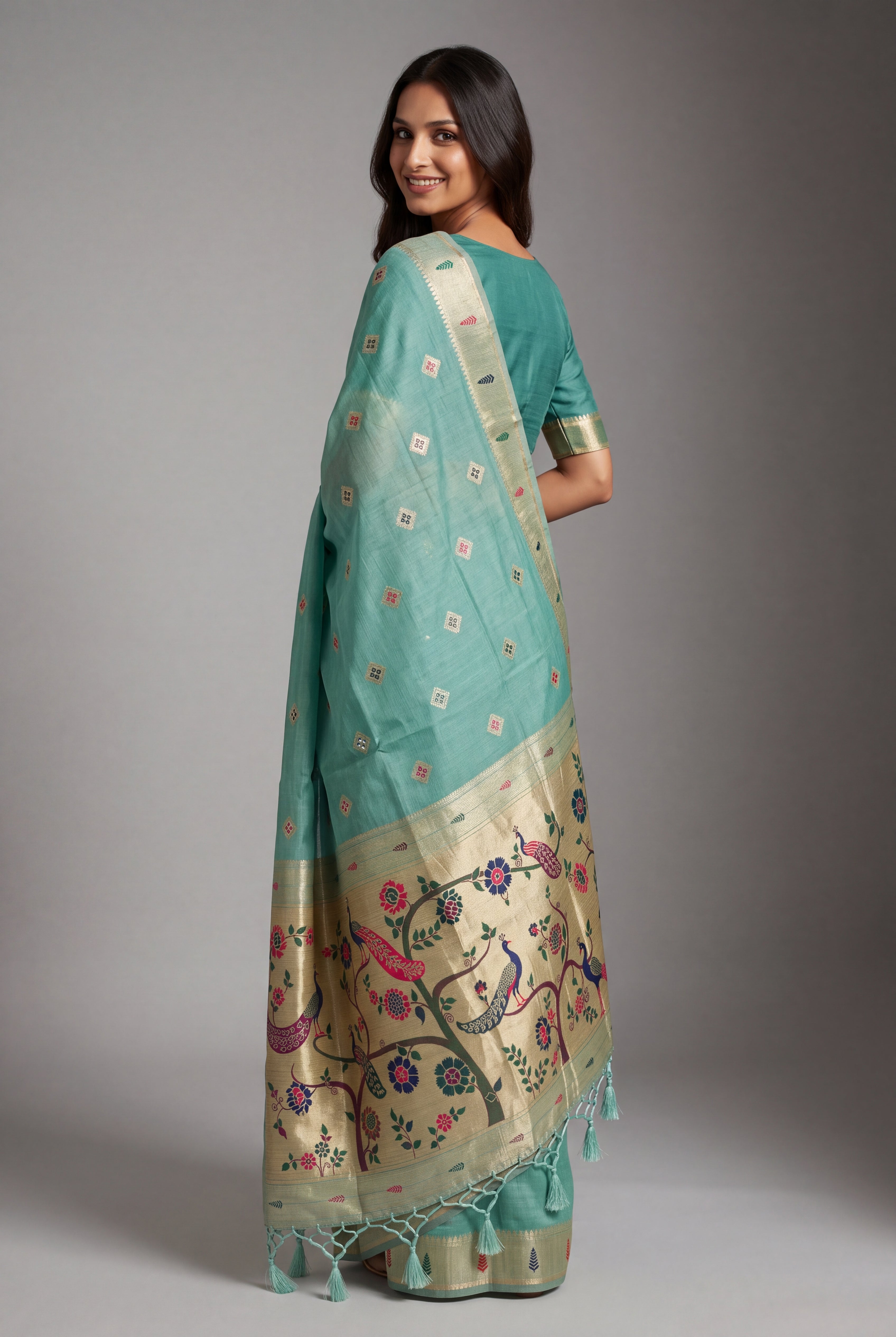 Sea Green Cotton Paithani Saree with Vṛkṣa border and Nīlamaṇi Pallu