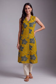 Mustard Puṣpa-Print Collared A-line Kurti