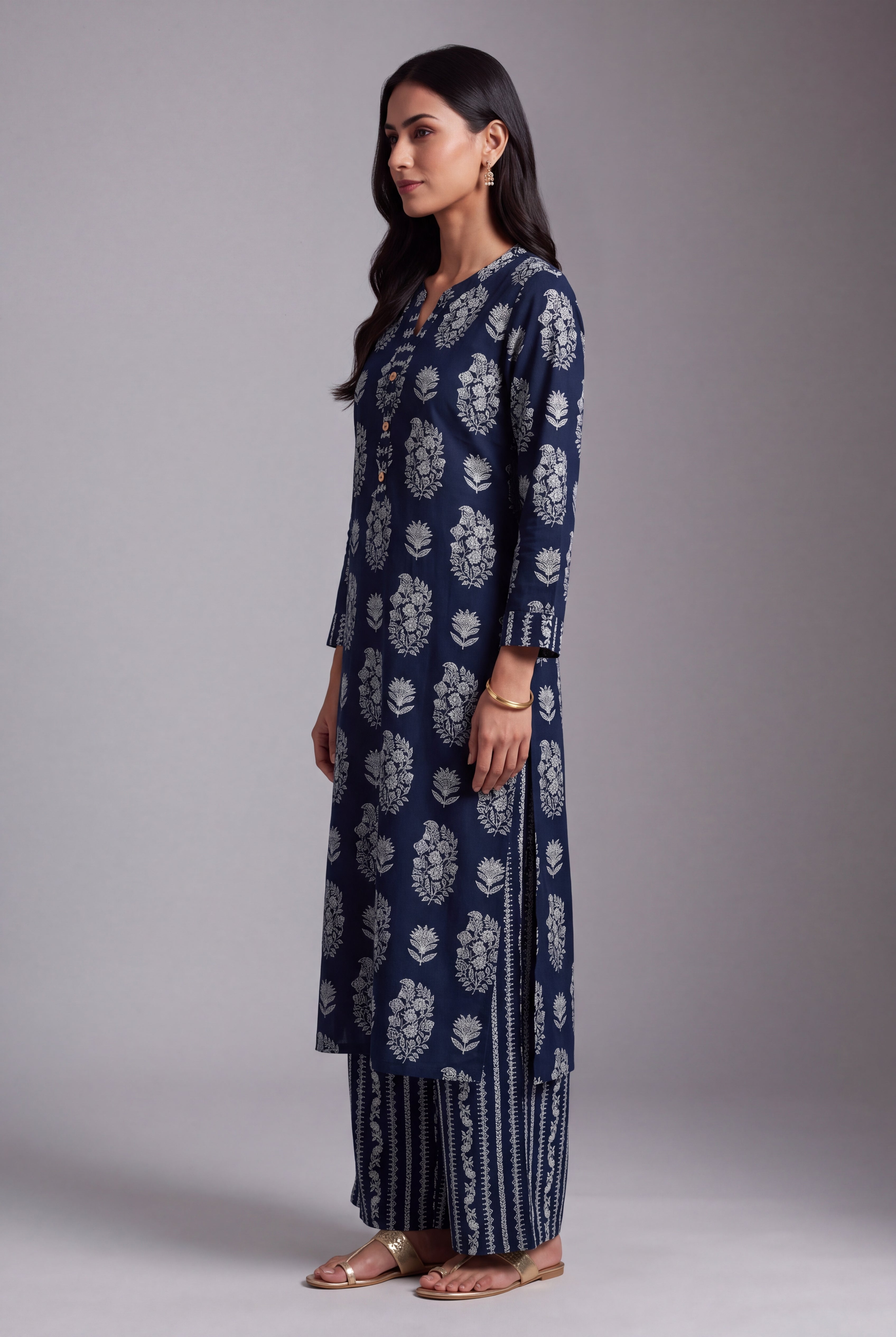 Sapphire Blue Latā Co-ord Set with Mandarin collar