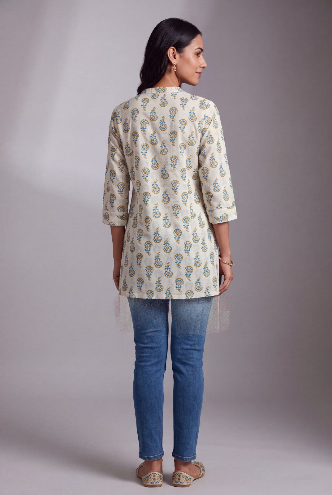 Cream Pure Cotton Nīlapuṣpa Short Kurti with Mandarin Collar