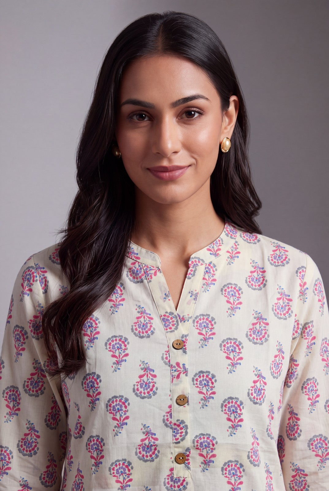 Cream Pure Cotton Pāṭalā Short Kurti with Mandarin Collar