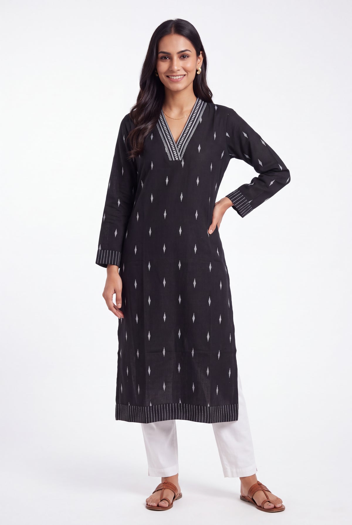 Black Cotton Megha Rekhā Kurti