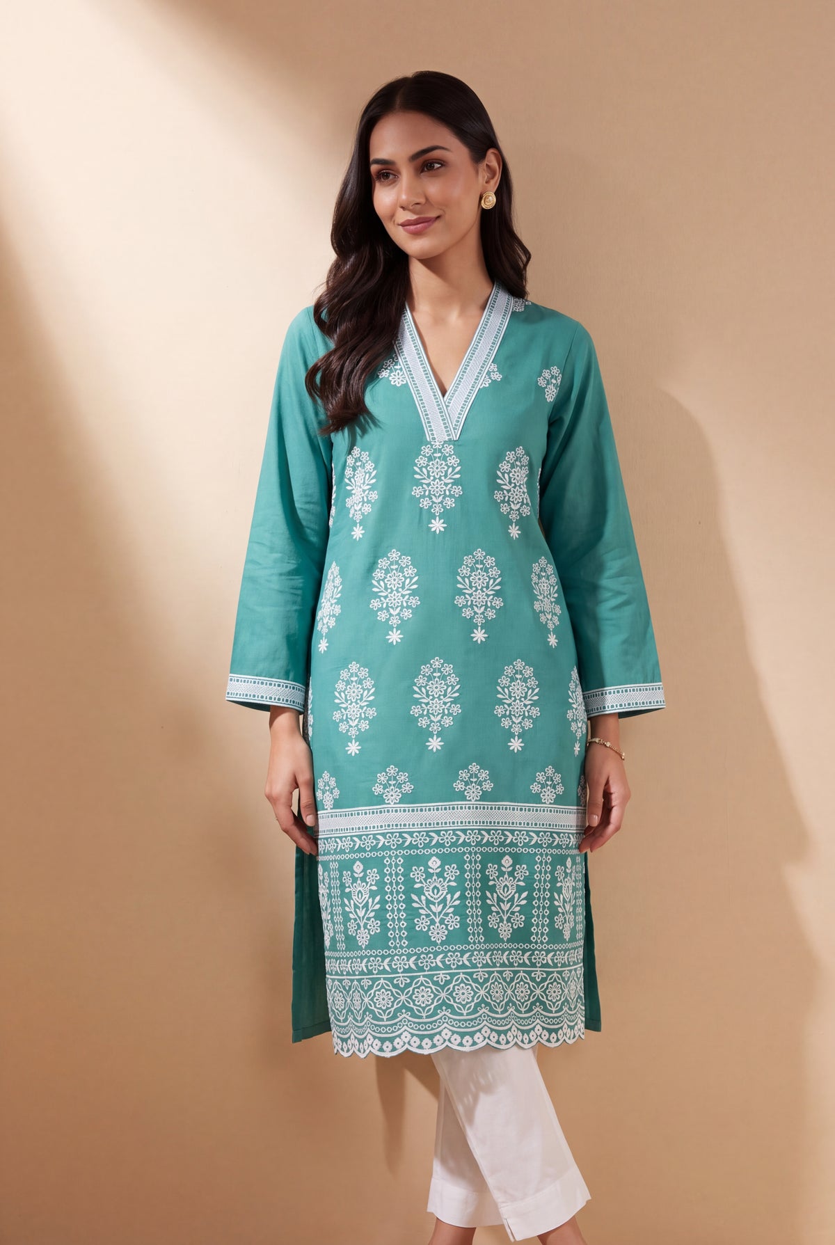 Sea Green Kusuma Laherī Kurti with Ivory threadwork motifs