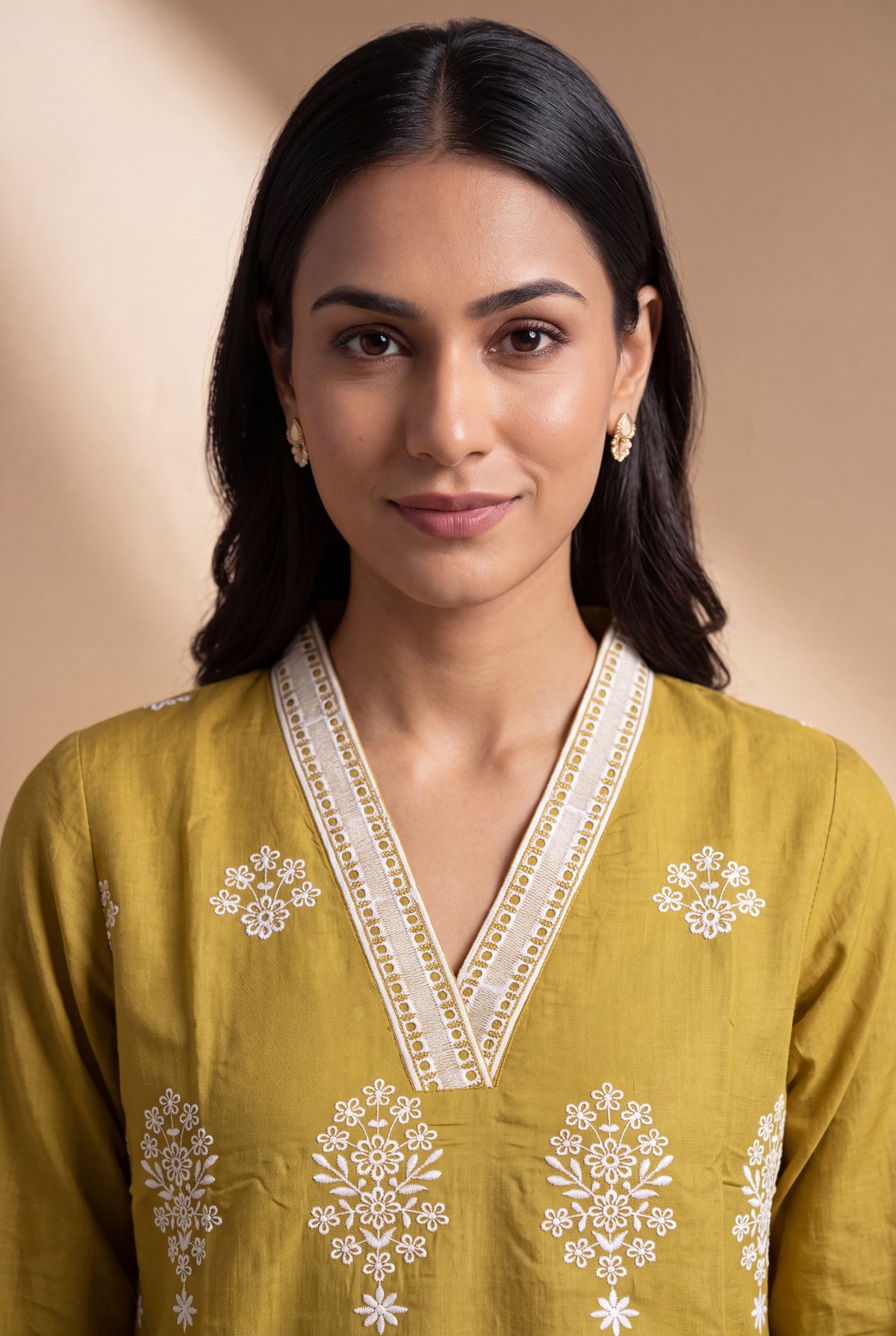 Haldi Yellow Kusuma Laherī Kurti with Ivory threadwork motifs